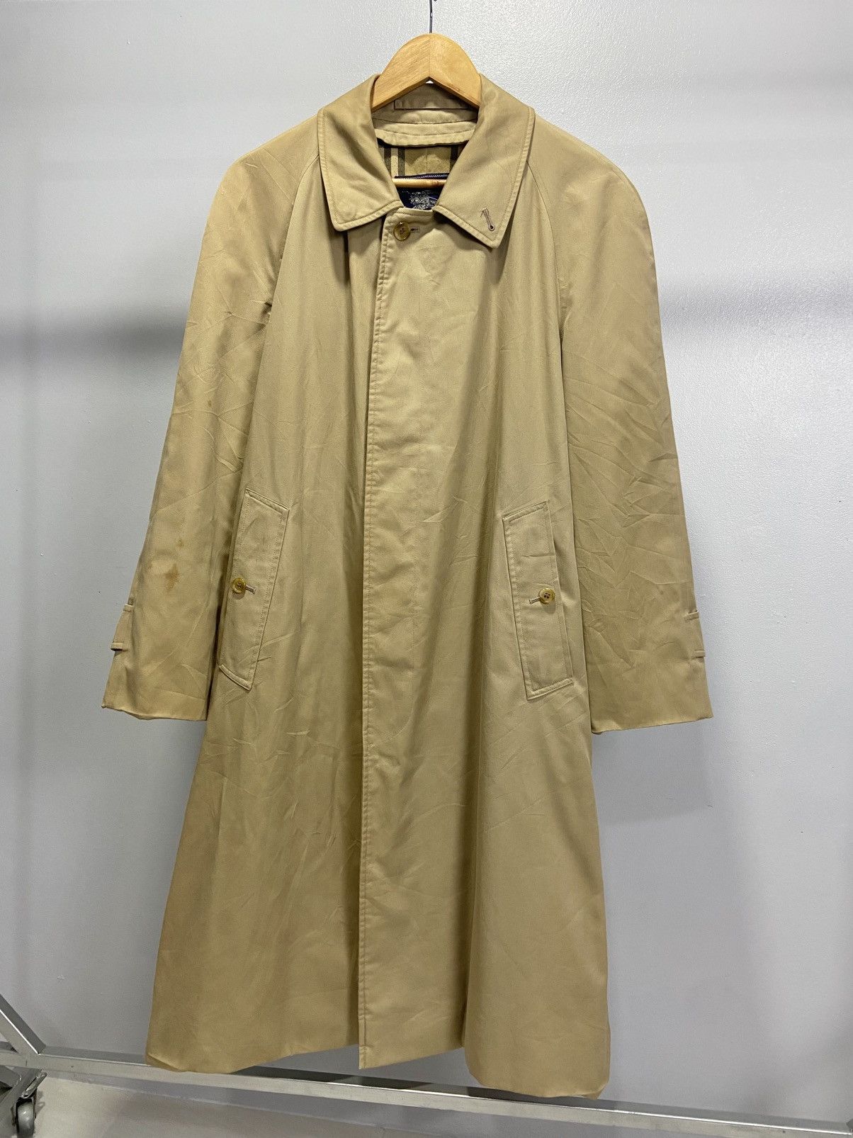 Burberry Vintage Burberrys nova check Trench coat made in England Size US M / EU 48-50 / 2 - 1 Thumbnail