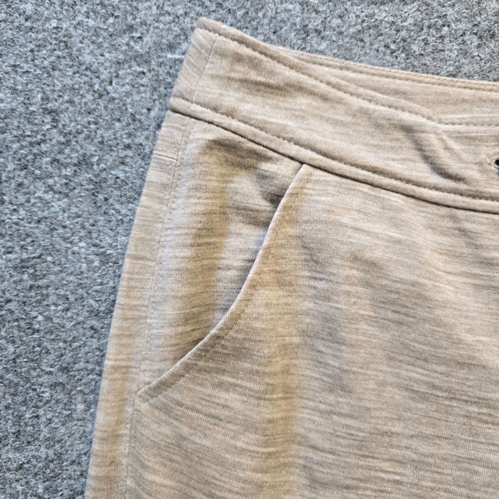 Escada VINTAGE Escada Sport Pants Women Size 38 Brown Tan Wool Knit Straight Leg Stretch Casual Size 26" / US 2 / IT 38 - 3 Thumbnail