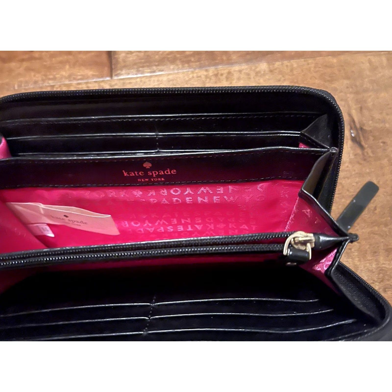 Vintage Kate Spade Penn Valley Neda Wallet Zip-Around Accordion Black Cream Striped Size ONE SIZE - 4 Thumbnail
