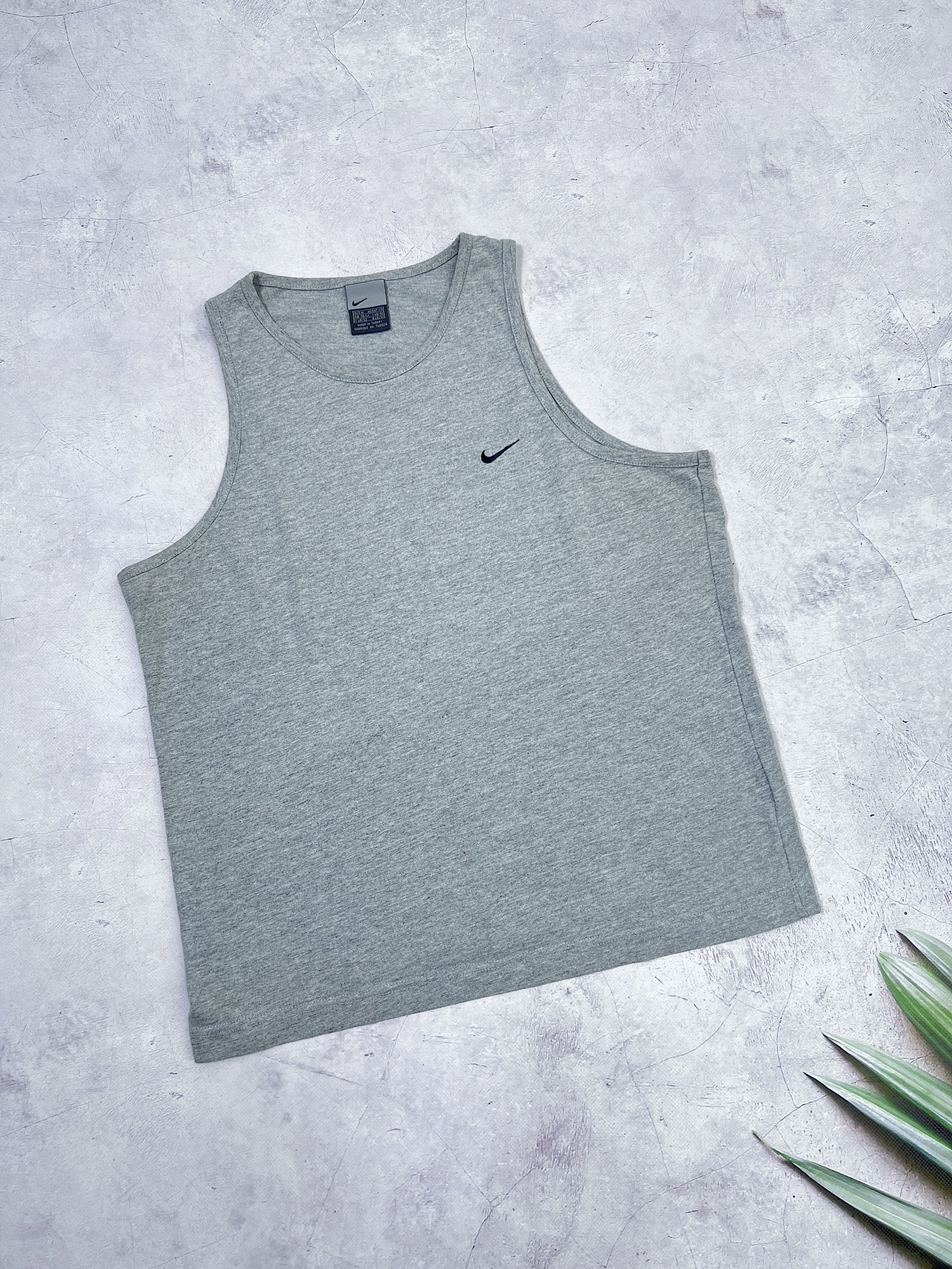 Nike × Vintage Vintage Nike Vest Central Logo Grey Size US M / EU 48-50 / 2 - 1 Thumbnail