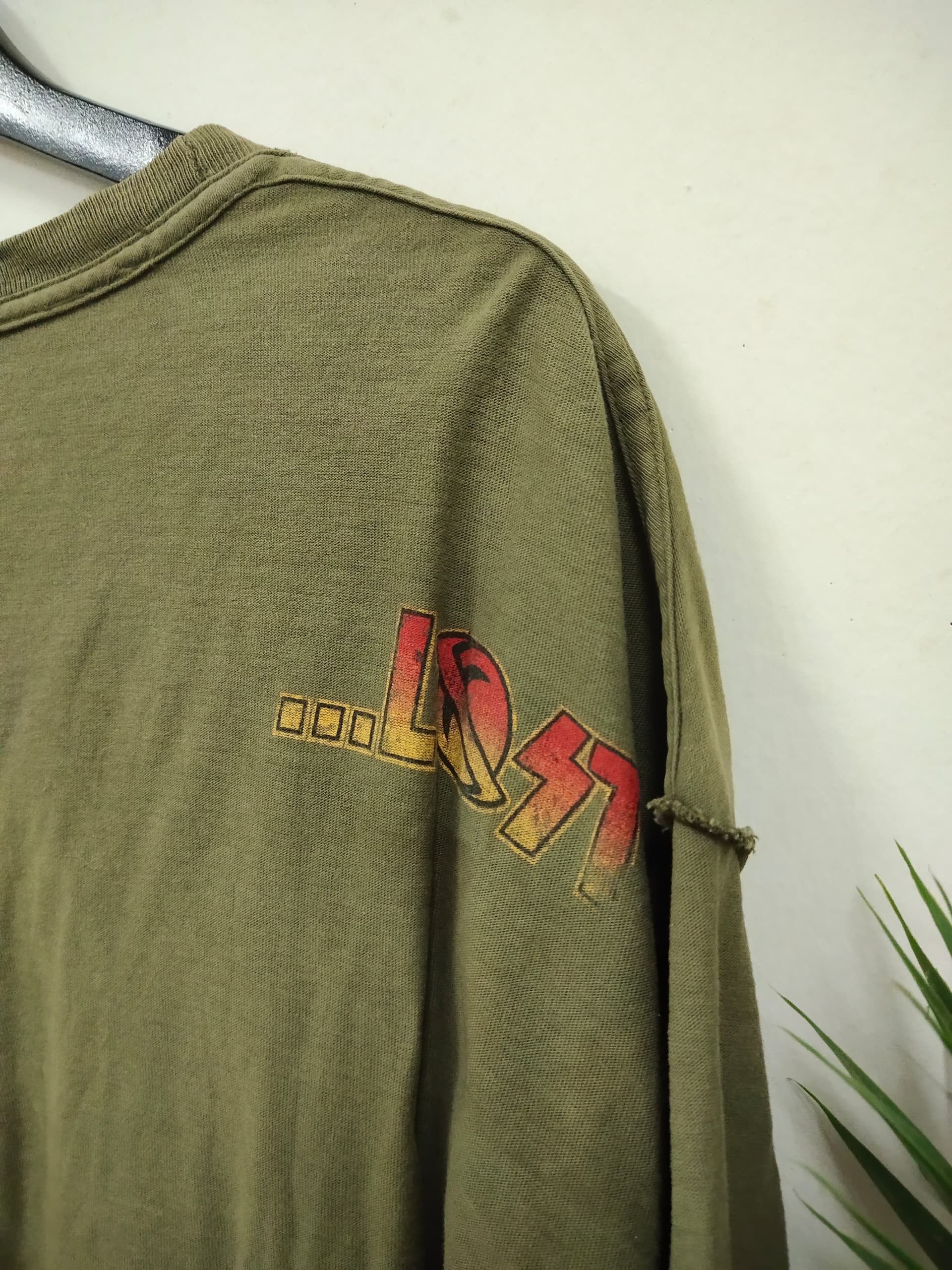 Lost Enterprises Vtg Lost Skateboard X Kiss Army band t shirt Size US XL / EU 56 / 4 - 7 Thumbnail