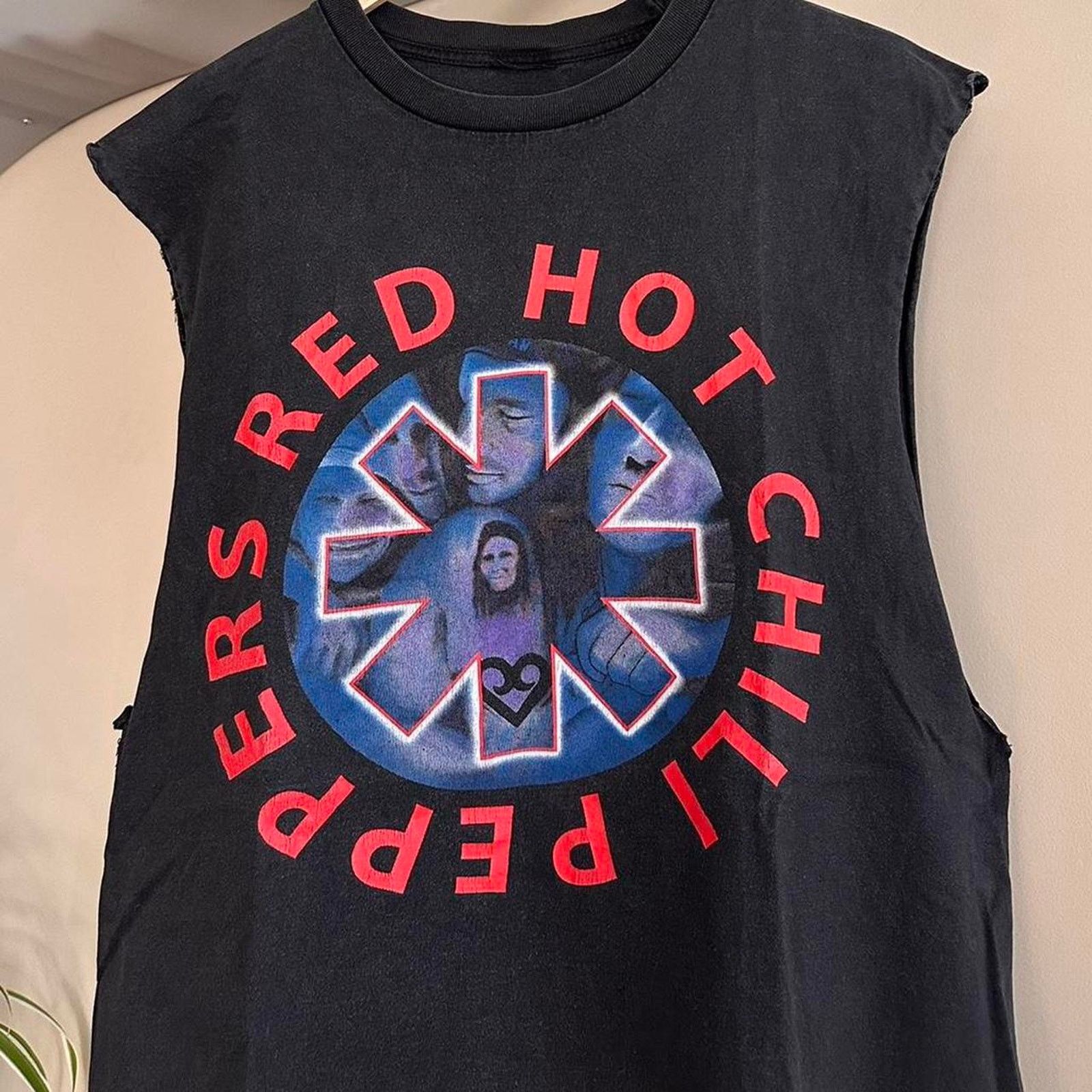 Band Tees × Rap Tees Vintage Red Hot Chili Peppers Band Shirt Size US M / EU 48-50 / 2 - 2 Thumbnail