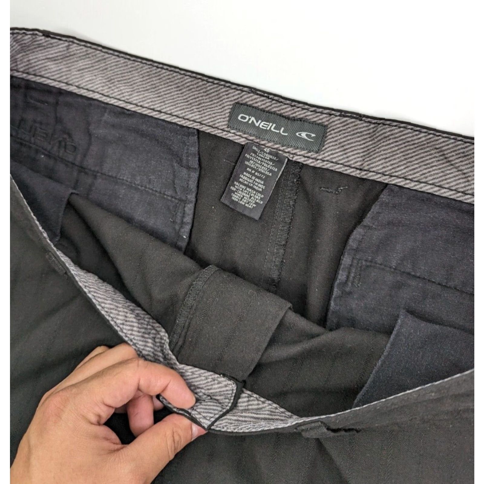 O'Neill O'Neill Black Pinstripe Shorts Pockets Flat Front Casual Men's Size 40 Size US 40 / EU 56 - 6 Thumbnail