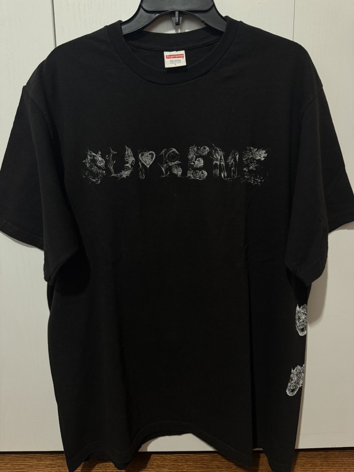 Supreme Supreme morph tee ss20 size large Size US L / EU 52-54 / 3 - 1 Thumbnail