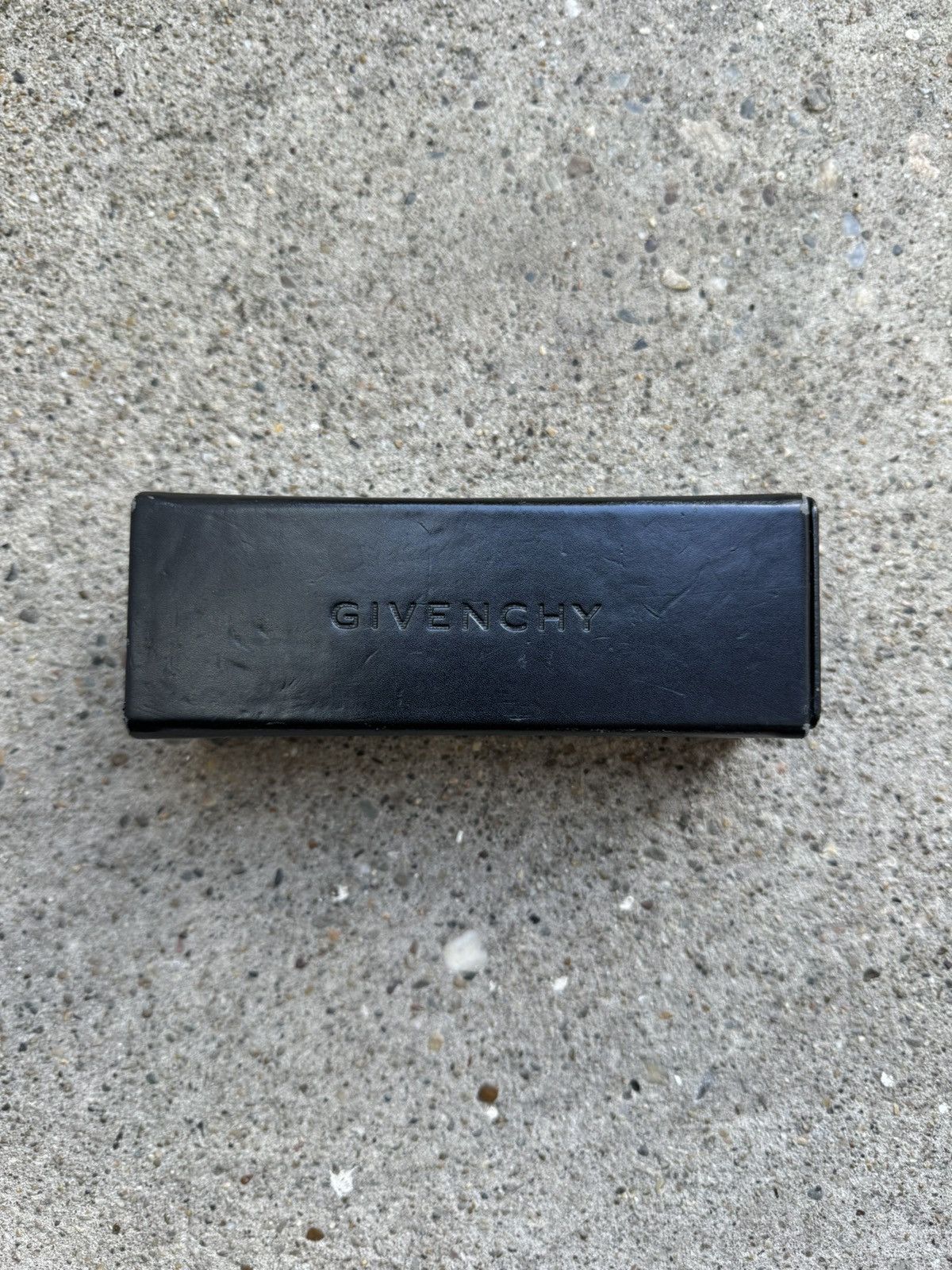 Givenchy Givenchy SGV-760 sunglasses w/ original case… Size ONE SIZE - 10 Thumbnail