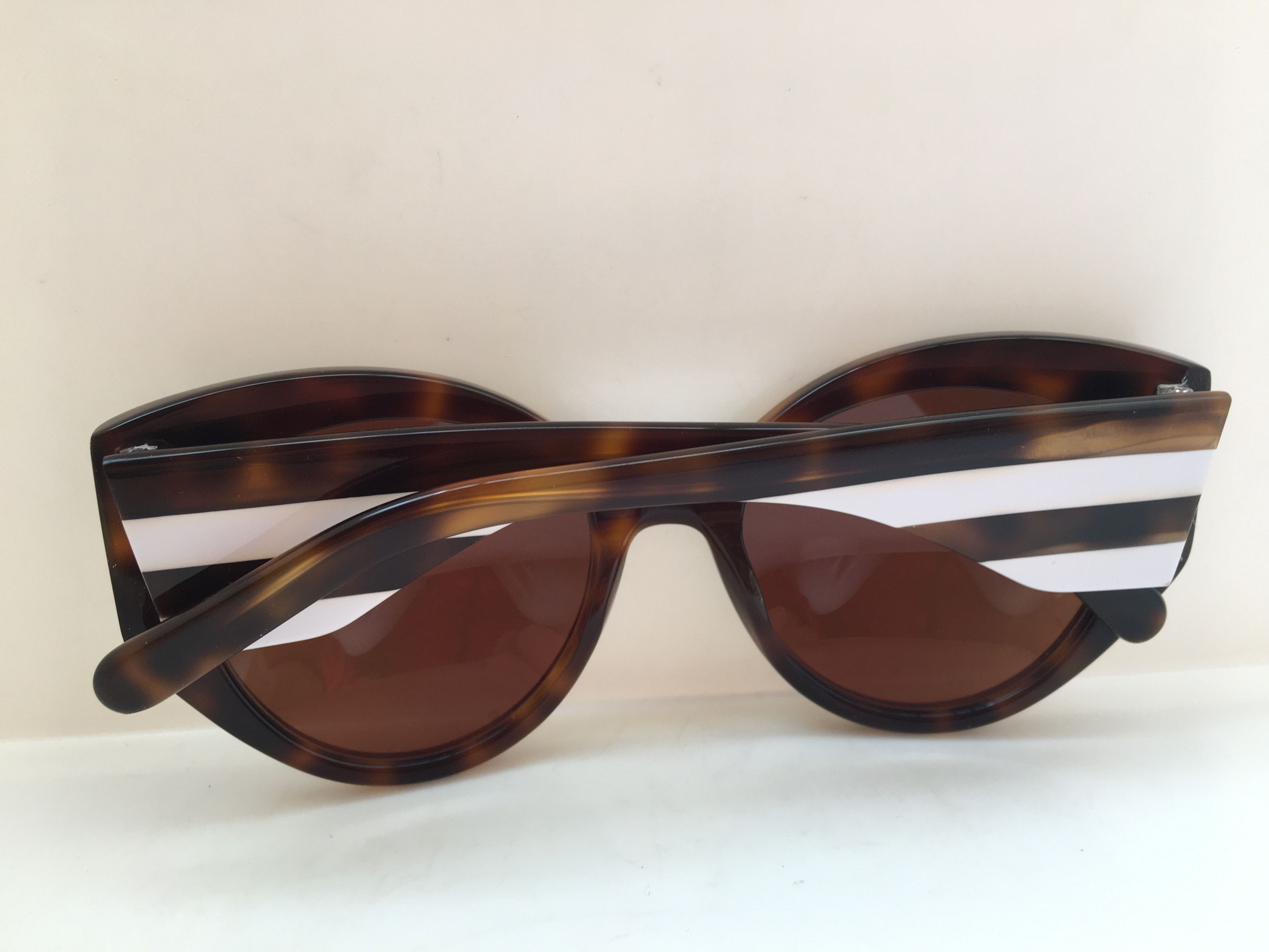 Other BRIGITTE JORDILABANDA Tortoise RUNWAY SHOW Sunglasses Size ONE SIZE - 7 Thumbnail