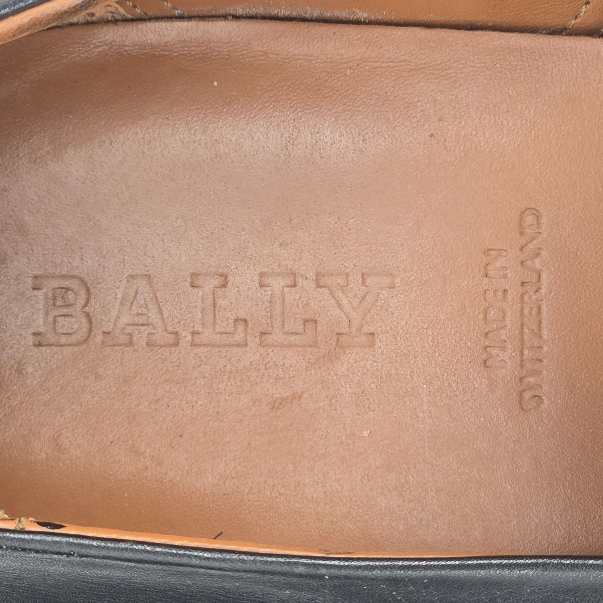 Bally Bally Switzerland Men's size 7D Black Leather Logo Plate Bit Size US 7 / EU 40 - 6 Thumbnail