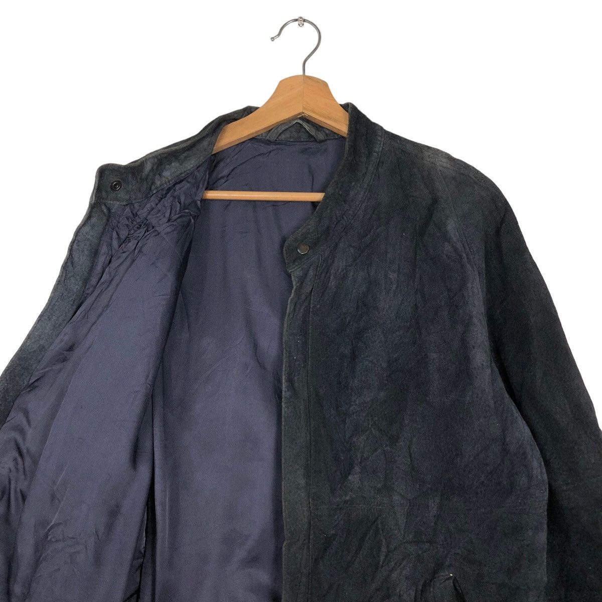 Genuine Leather Vintage Pig Skin Genuine Leather Jacket England Issey Miyake Size US L / EU 52-54 / 3 - 12 Thumbnail