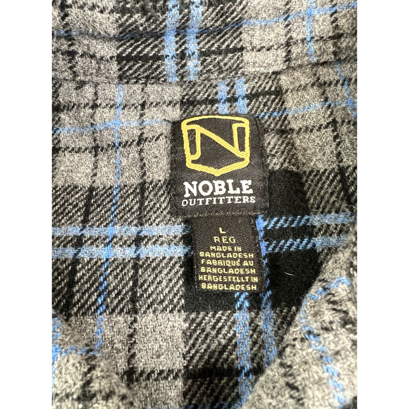 Vintage VINTAGE Noble Outfitters Plaid Flannel Blue Black Large Western Snap Shirt Mens L Long Sleeve Button-Up Western Pattern Embroidered Accents Size US L / EU 52-54 / 3 - 3 Thumbnail
