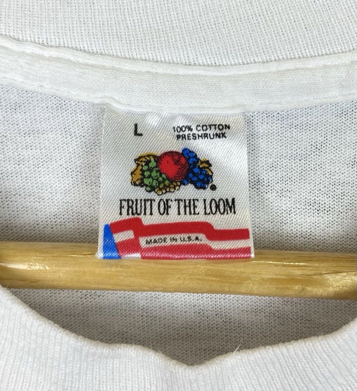 Vintage Vintage 1987 Gecko Gym Hawaii T-Shirt Top White Made in USA Size US L / EU 52-54 / 3 - 5 Thumbnail