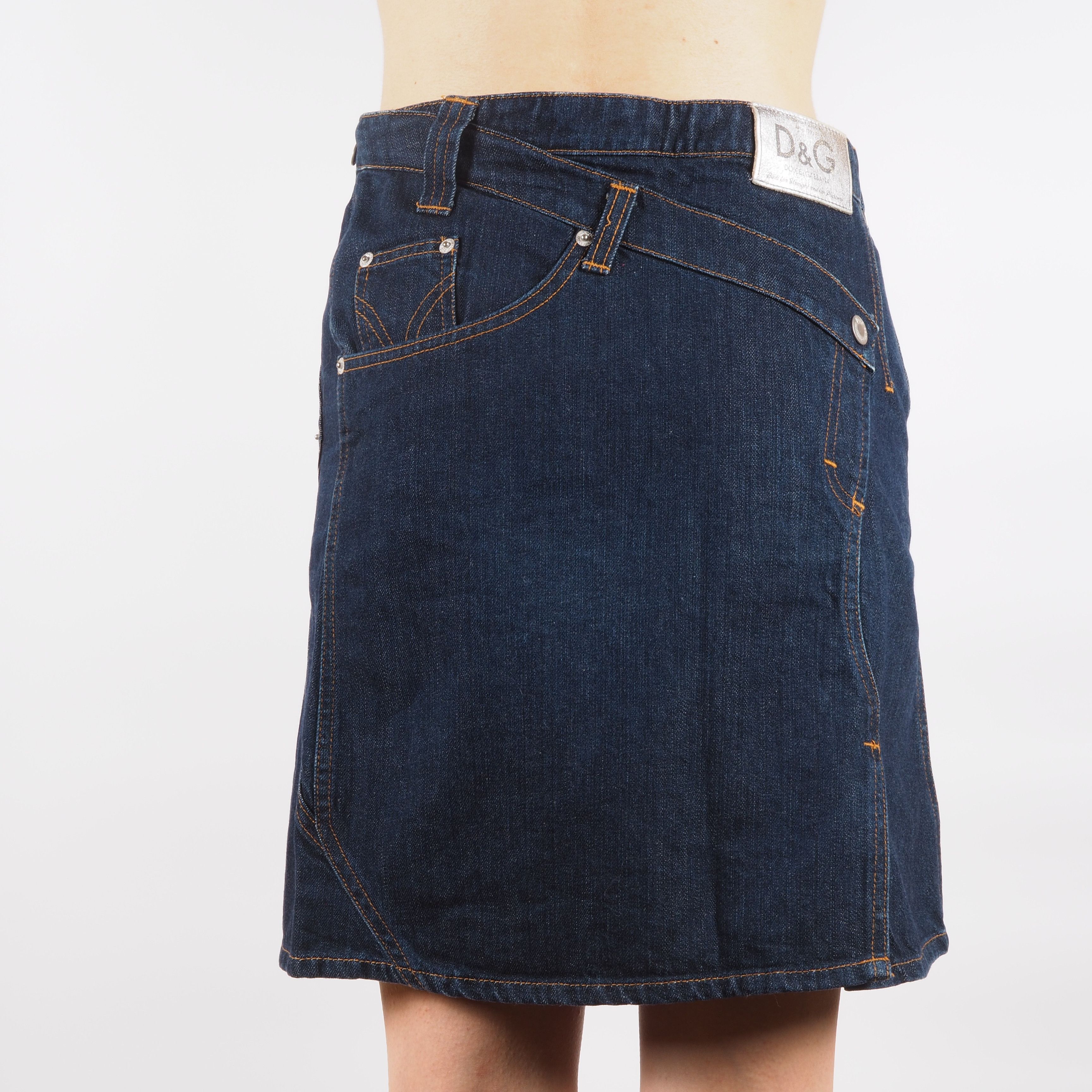 Dolce & Gabbana Dolce & Gabbana Vintage 90s Y2K Asymmetric Dark Denim Skirt Size 27" / US 4 / IT 40 - 4 Thumbnail