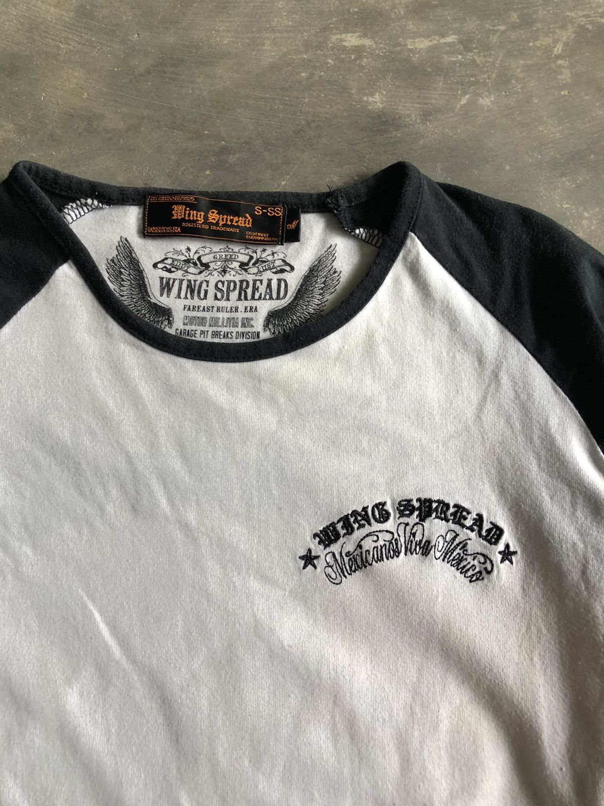 If Six Was Nine × Japanese Brand × Mexican Threads Wing Spread Skull El respeto Mexicanos Poem longsleeve Size US S / EU 44-46 / 1 - 3 Thumbnail