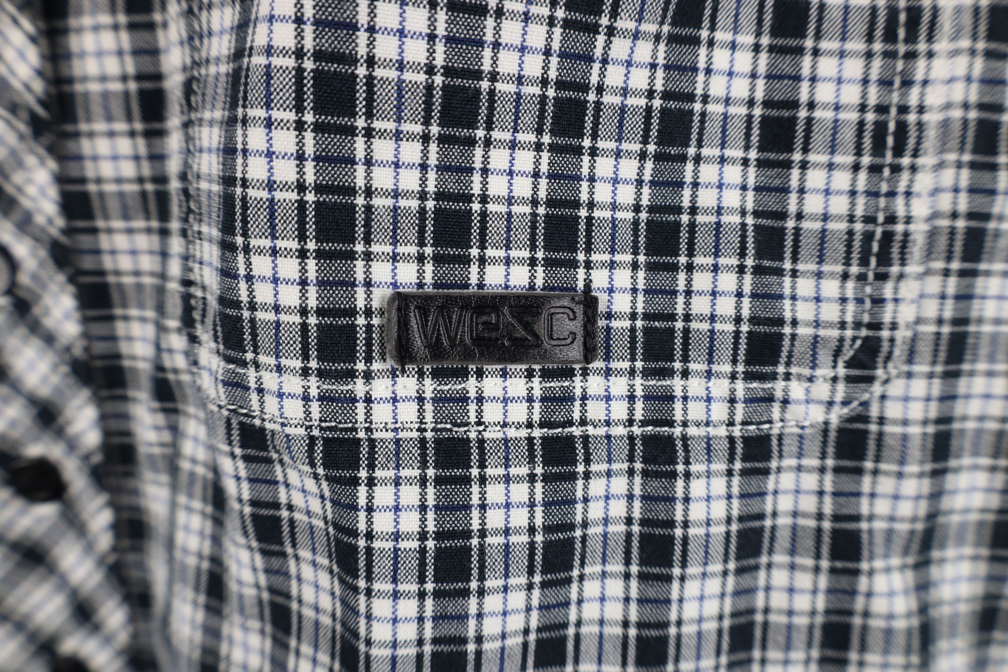 Vintage WESC Streetwear Pocket Collared Button Shirt Black Plaid Size US S / EU 44-46 / 1 - 4 Thumbnail