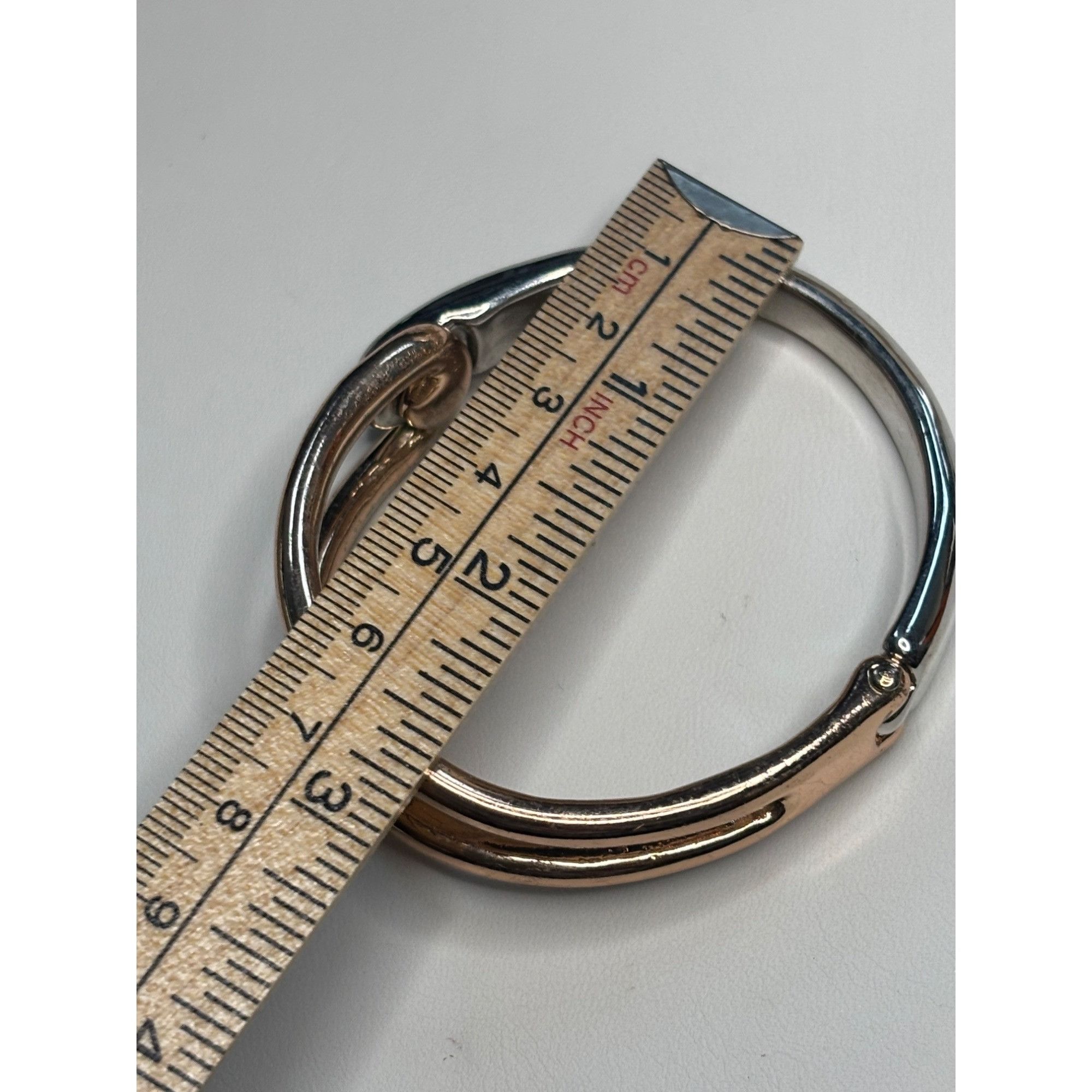 Kenneth Cole Kenneth Cole Silver & Rose Gold-Tone Hinged Oval Bangle Brac Size ONE SIZE - 10 Thumbnail