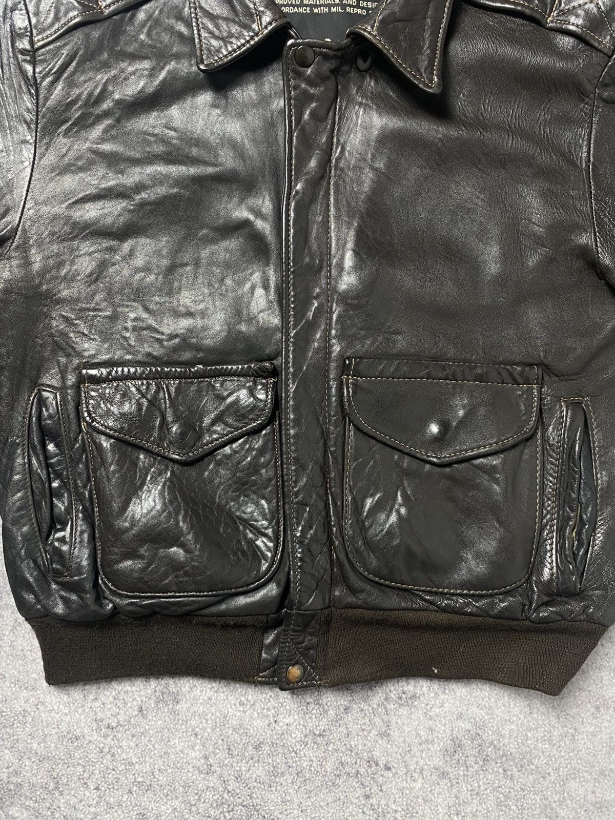 Schott MADE IN USA SCHOTT VINTAGE LEATHER FLIGHT BOMBER JACKET Size US M / EU 48-50 / 2 - 5 Thumbnail