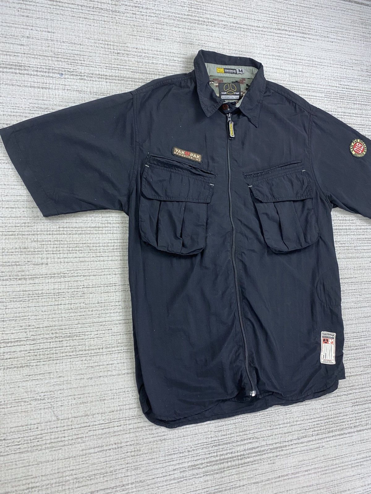 Brooklyn Clothing × Vexed Generation × Vintage Vintage Vexed Generation YAK PAK Survival Shirt Size US M / EU 48-50 / 2 - 3 Thumbnail