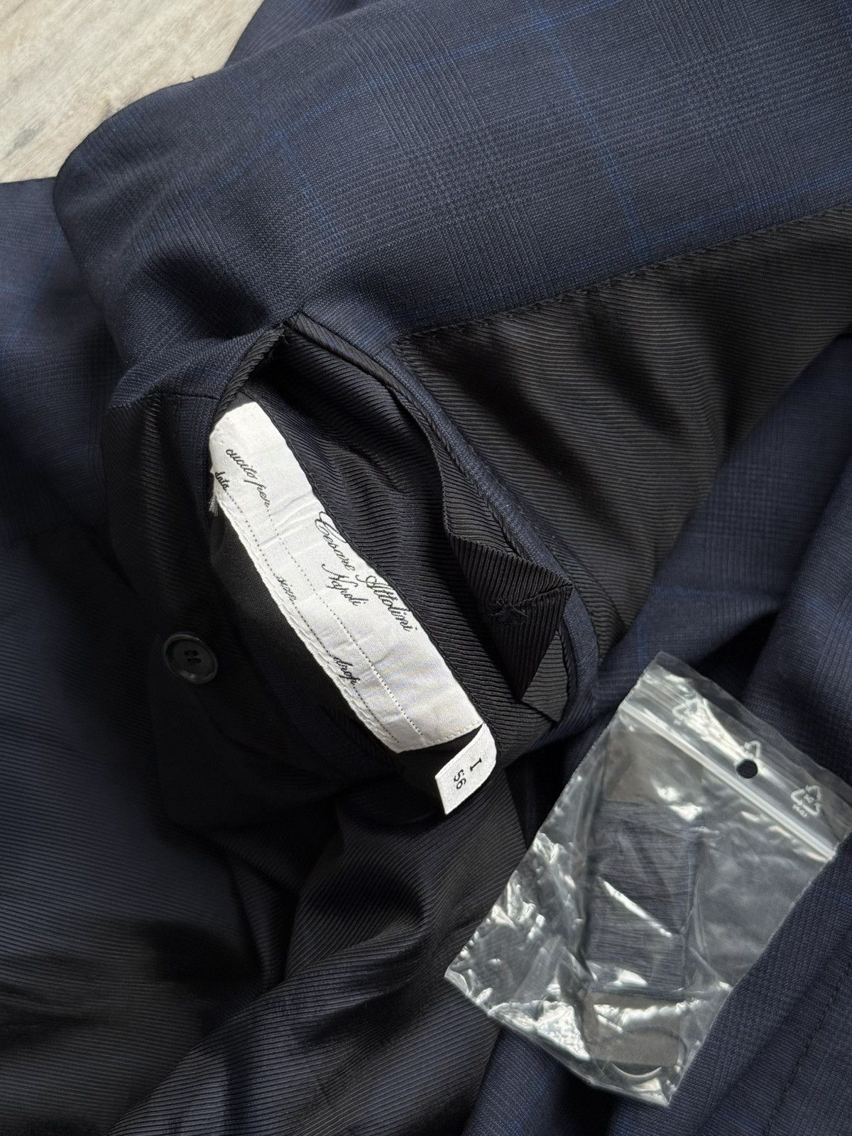 Cesare Attolini Cesare Attolini 3-Button Navy Suit Wool Mohair IT 56 Drop 7R Size 46R - 16 Thumbnail