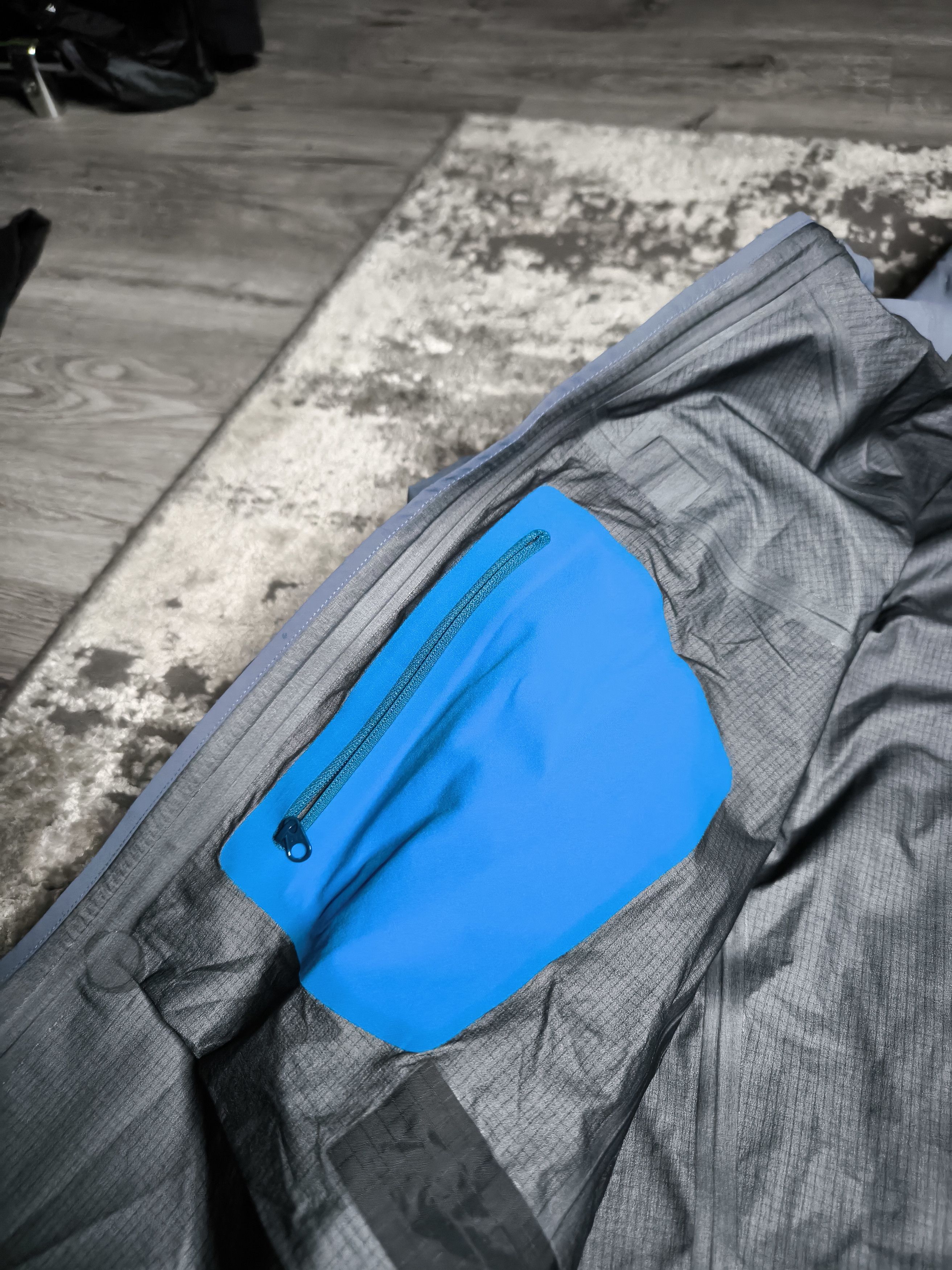 Arc'teryx Men's Arcteryx Alpha SV GORETEX PRO Jacket Size S Arc'teryx Size US S / EU 44-46 / 1 - 17 Thumbnail