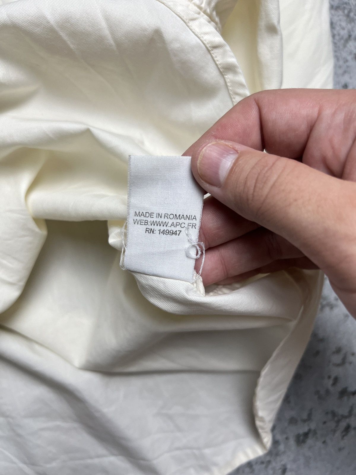 A.P.C. A.P.C Shirt Paris Button Up y2k Luxury casual Item Size M / US 6-8 / IT 42-44 - 9 Thumbnail