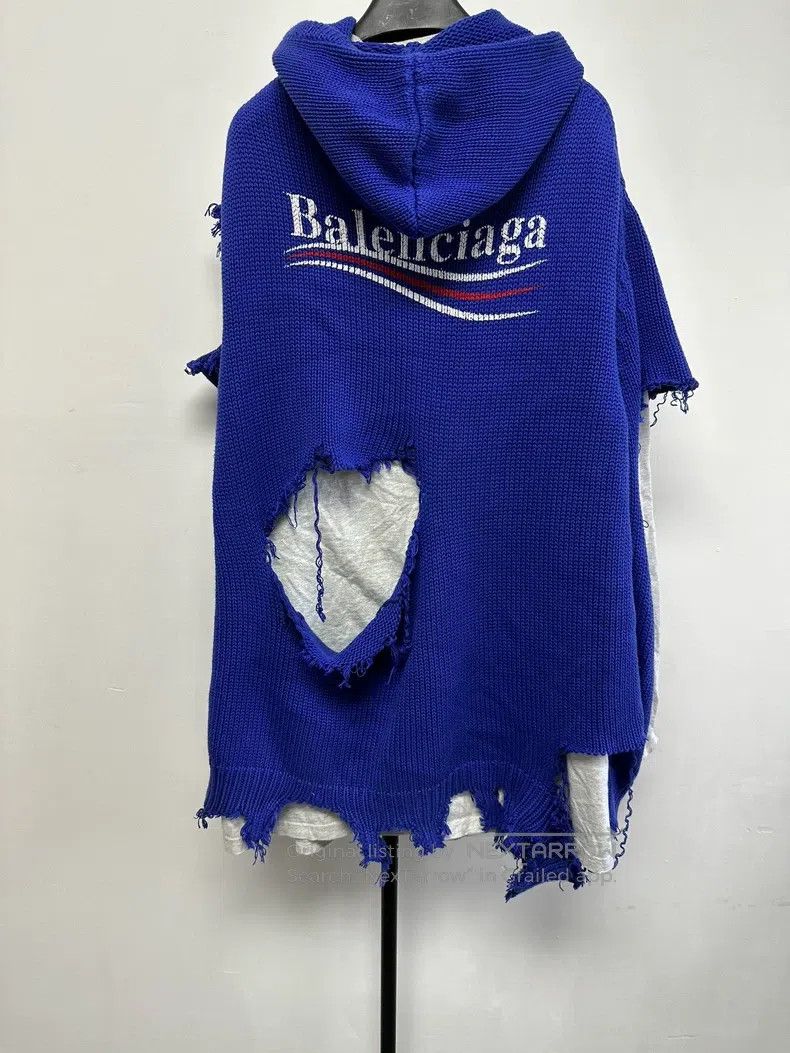 Balenciaga Balenciaga Classic Letter Embroidered Hole Hooded Sweater Size US XS / EU 42 / 0 - 2 Thumbnail