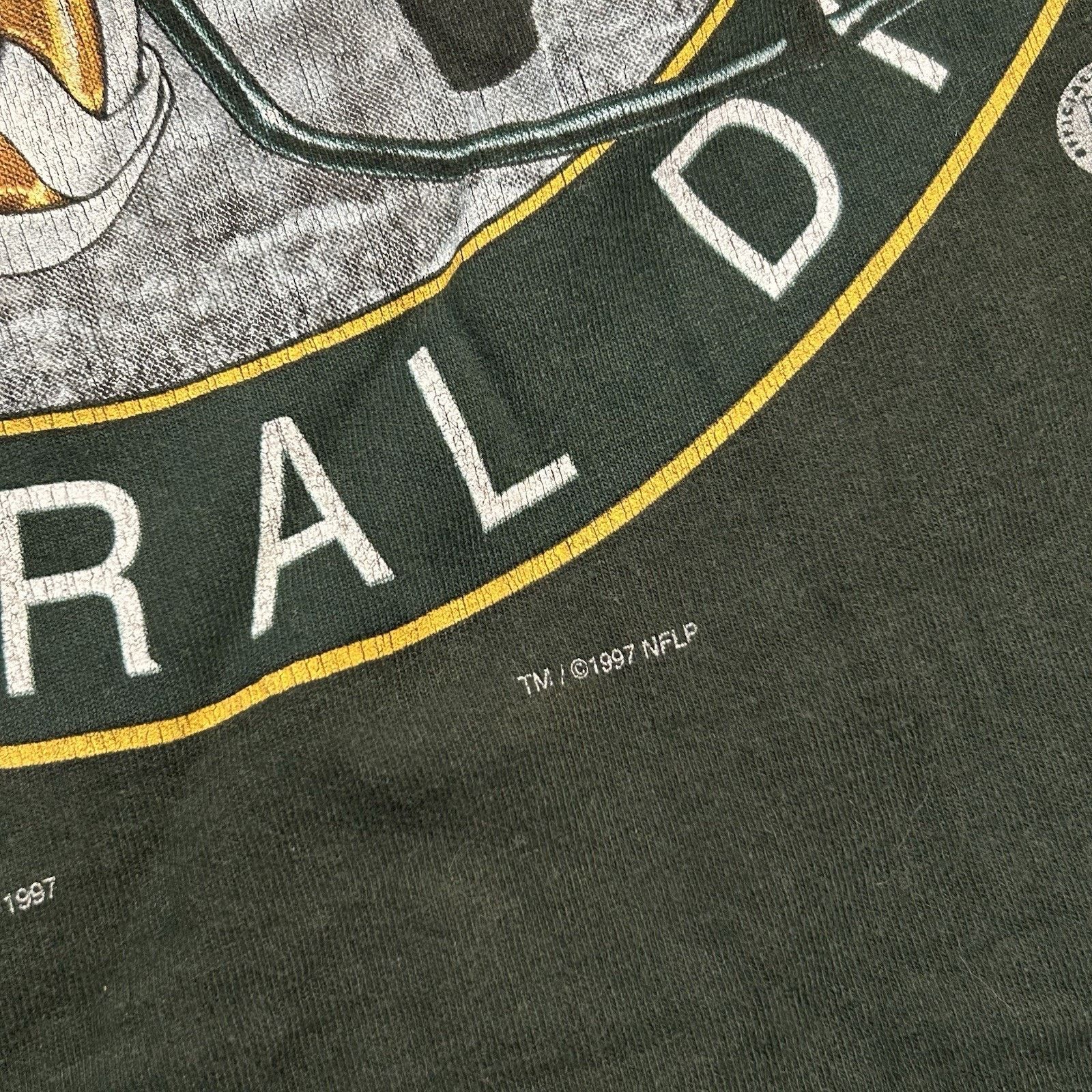 Vintage Vintage 1997 Green Bay Packers NFL Football 90s Tee Shirt Size US L / EU 52-54 / 3 - 3 Thumbnail