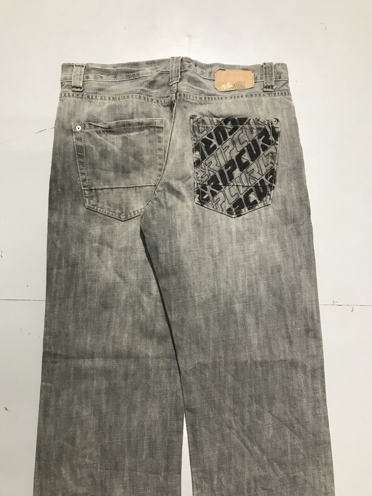 Rip Curl Vintage RIP curl embroidered denim Size US 34 / EU 50 - 11 Thumbnail