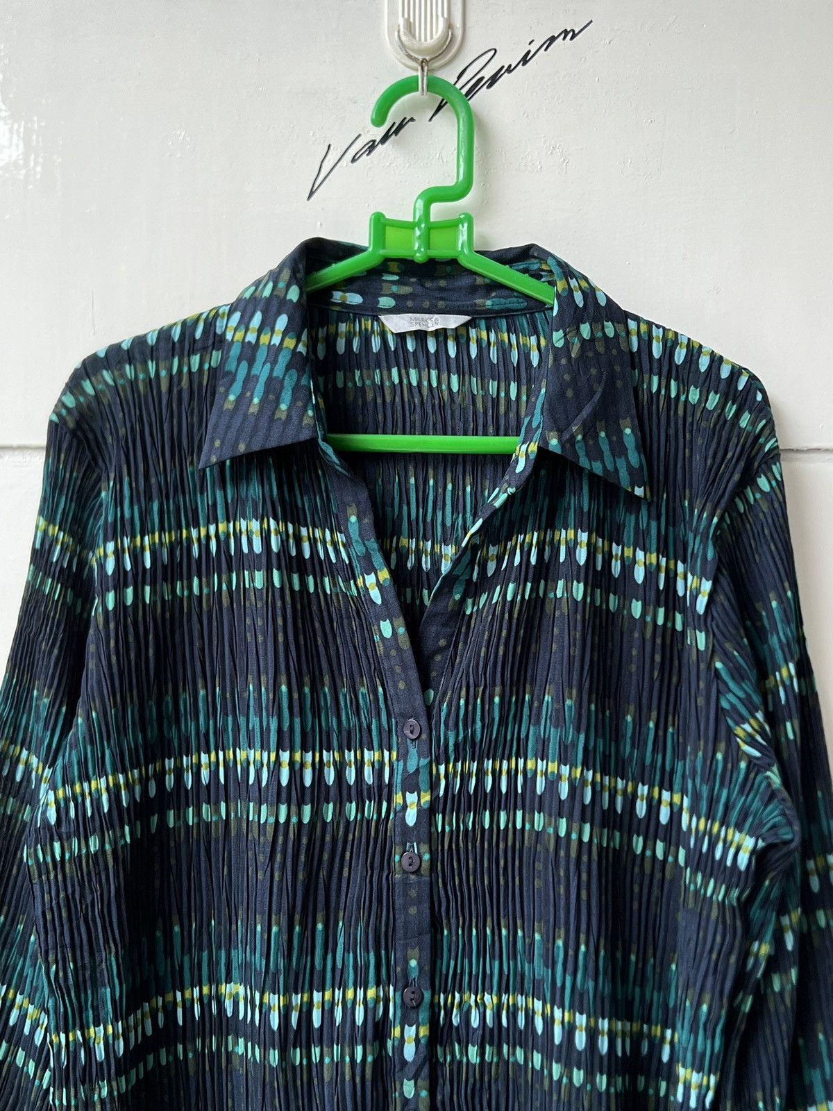 Marks & Spencer Marks & Spencer Motive Pleats Shirt Size US S / EU 44-46 / 1 - 11 Thumbnail