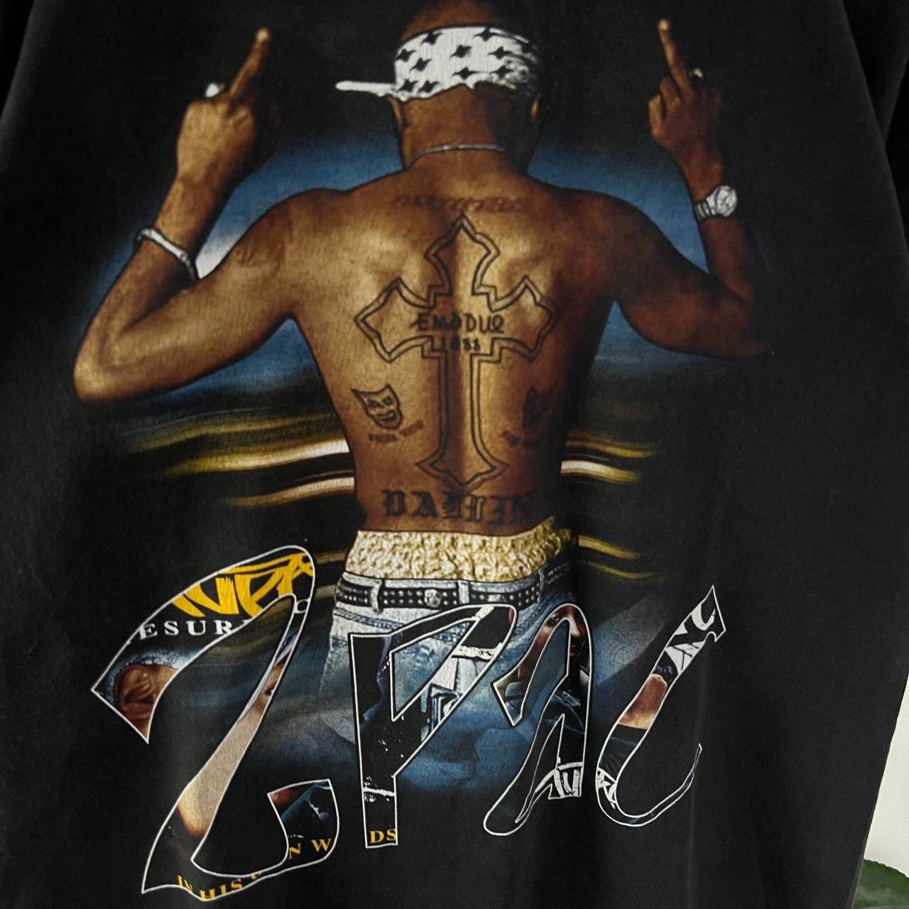 Band Tees 2 PAC Vintage Rap Tee Big Print Y2k Style Baggy Fit Size US L / EU 52-54 / 3 - 4 Thumbnail