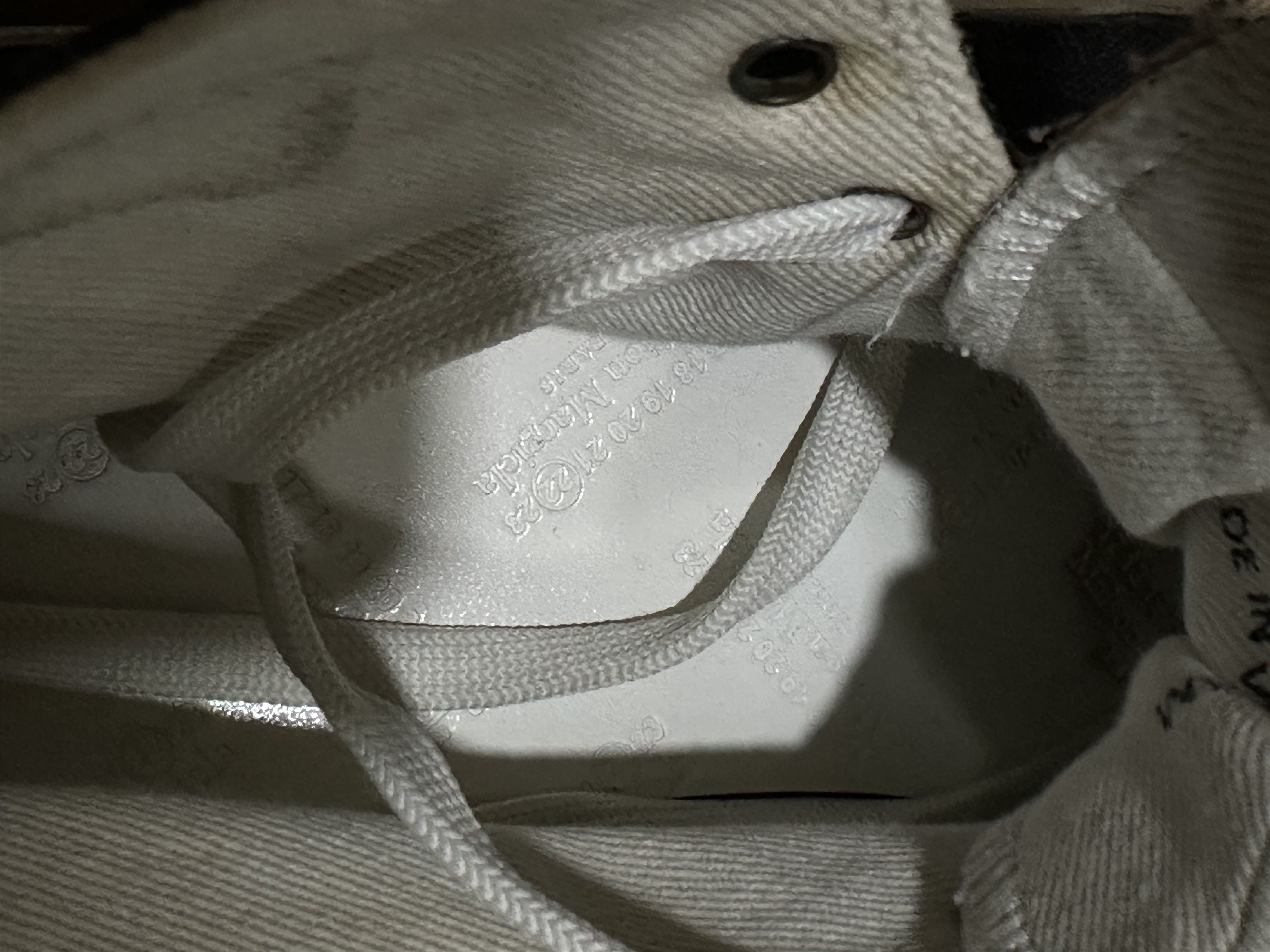 Maison Margiela Maison Margiela Painted Splatter Hi Tabi Sneaker Size US 8.5 / EU 41-42 - 4 Thumbnail