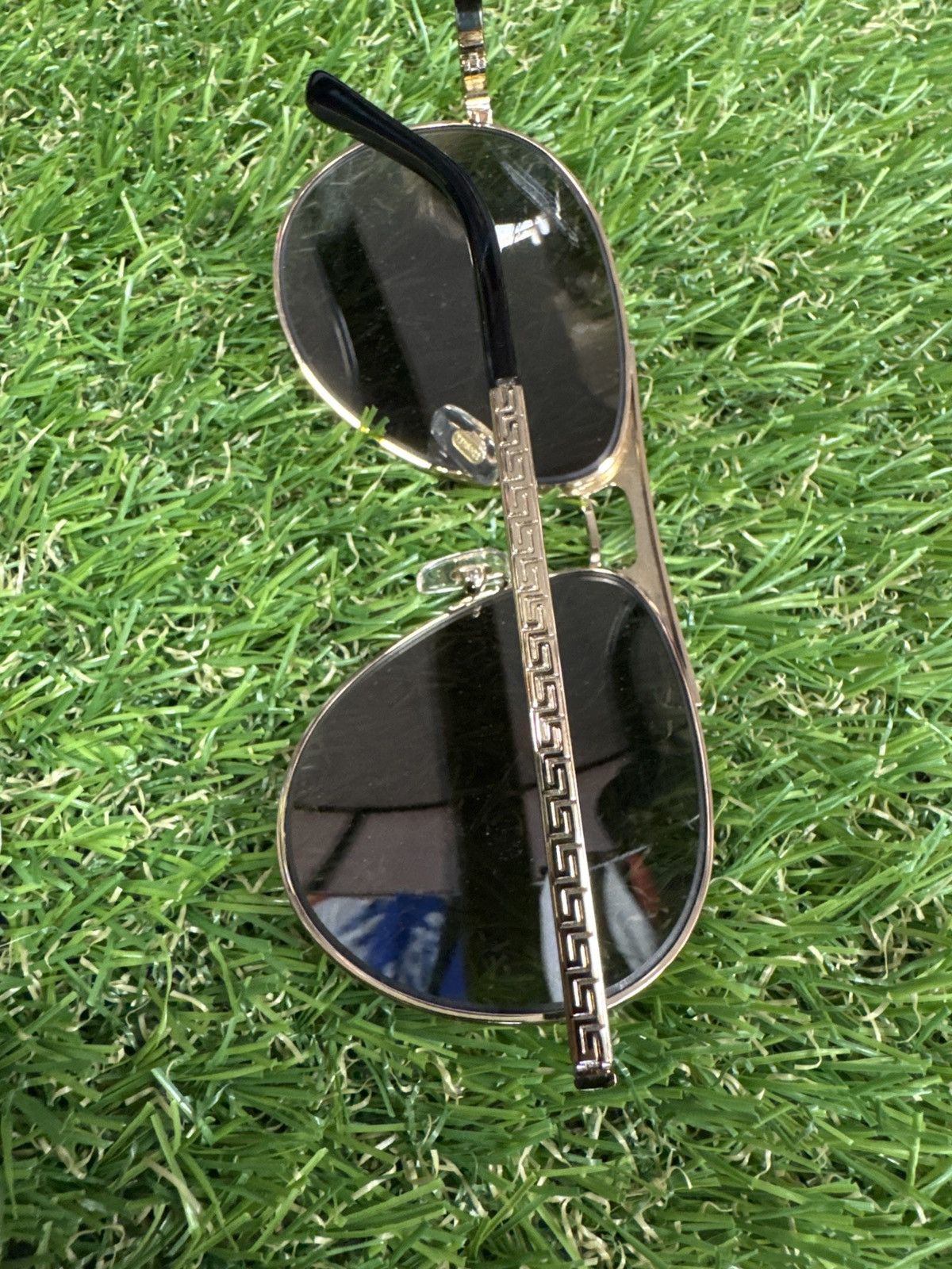 Versace VERSACE SUNGLASSES GOLD AND BLACK Size 40 - 2 Thumbnail