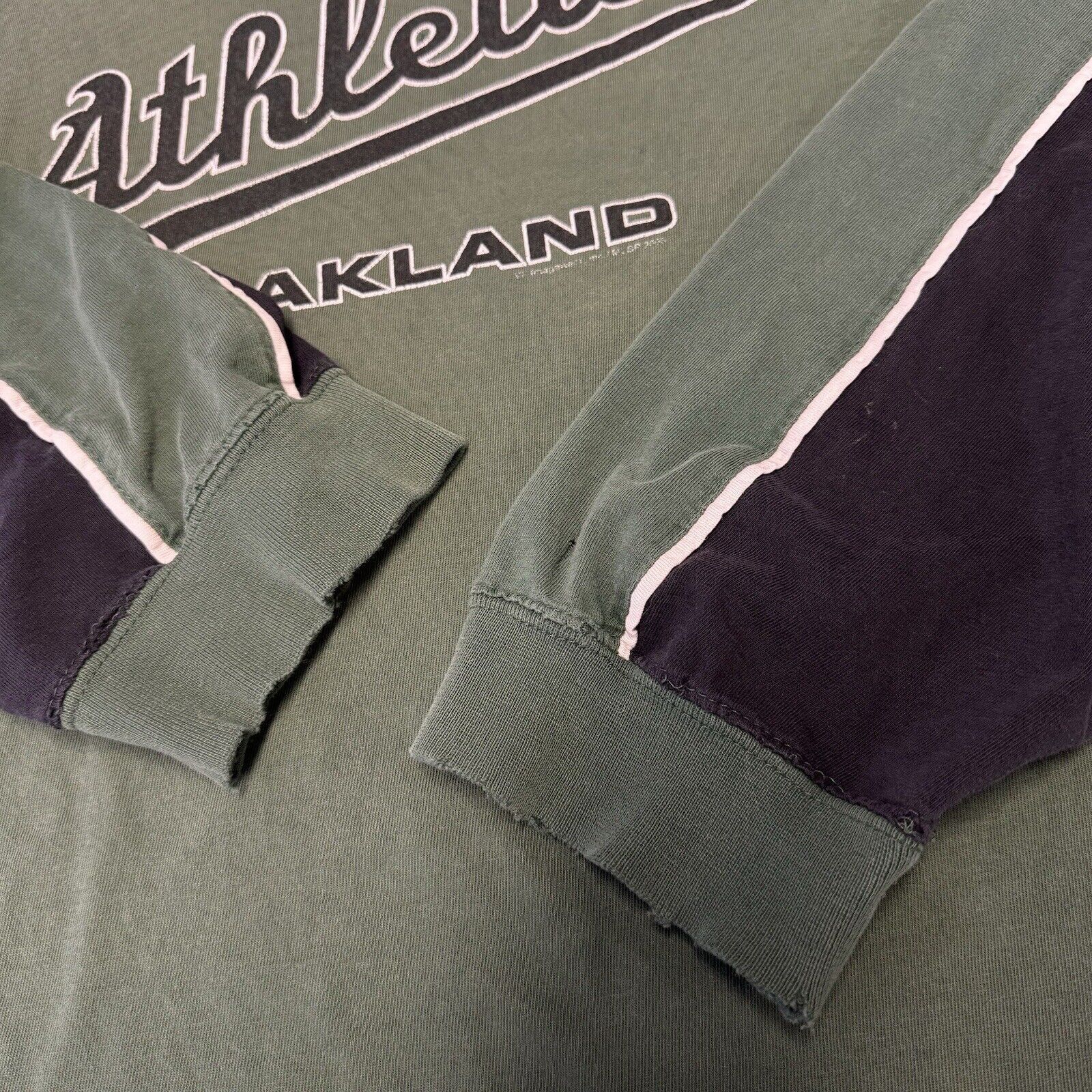 Vintage Vintage Oakland Athletics T Shirt Mens 2XL Green Lee MLB Lon Size US XXL / EU 58 / 5 - 9 Thumbnail