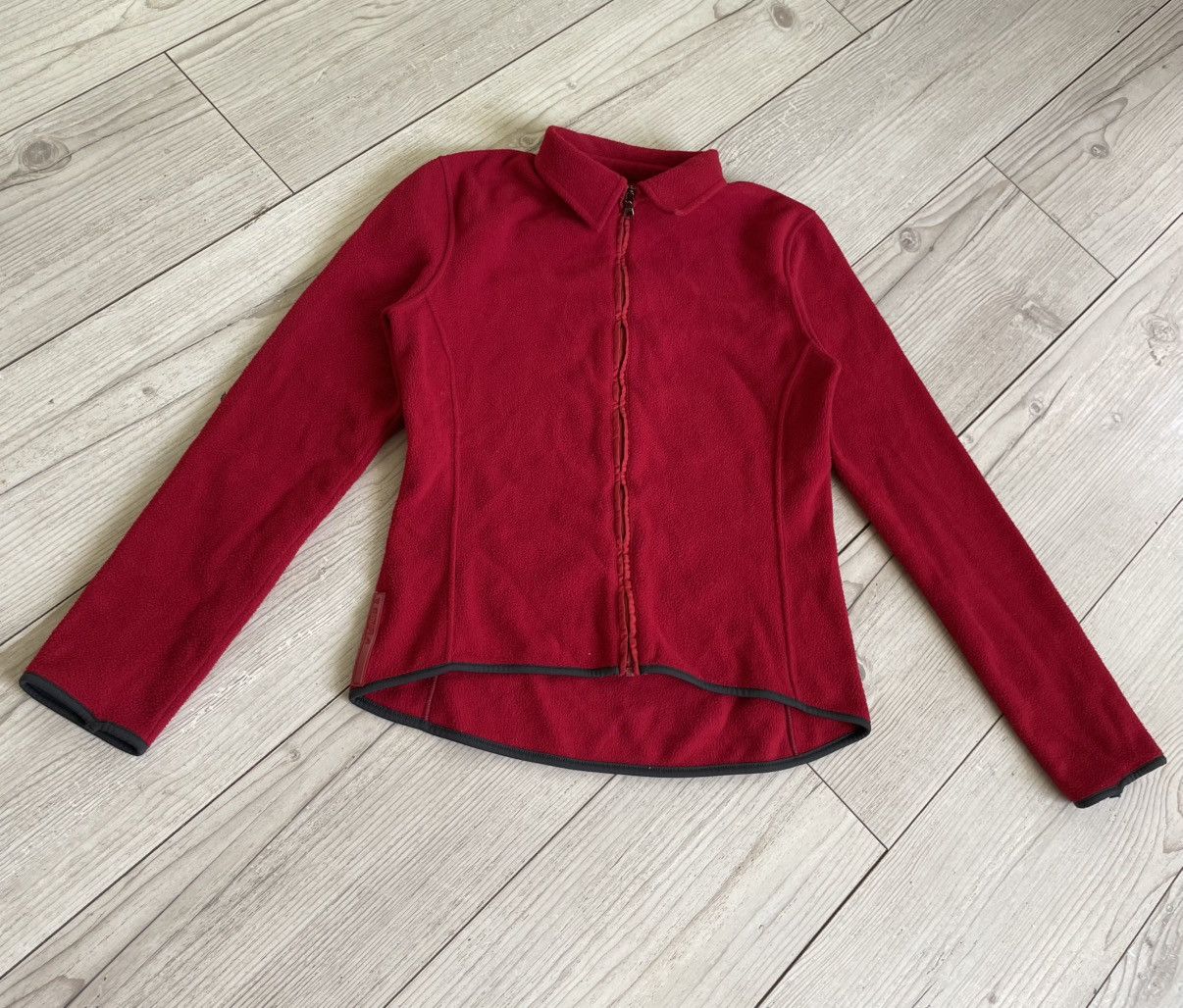 Prada Prada Fleece Red with Red tab WMNS Vintage Size M / US 6-8 / IT 42-44 - 7 Thumbnail