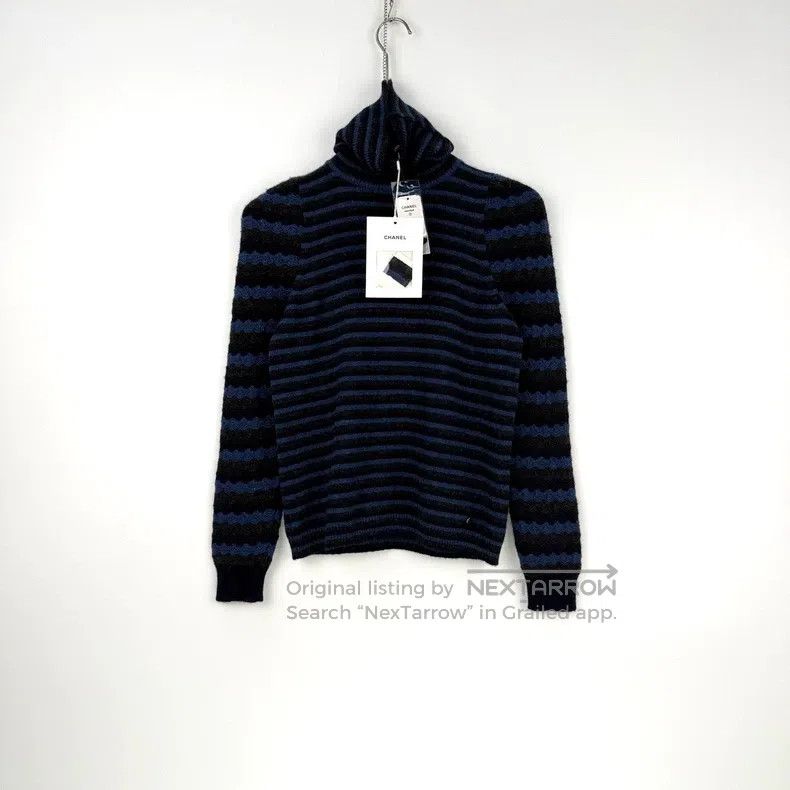 Chanel Chanel Blue and black striped classic logo cashmere turtle Size XS / US 0-2 / IT 36-38 - 3 Thumbnail