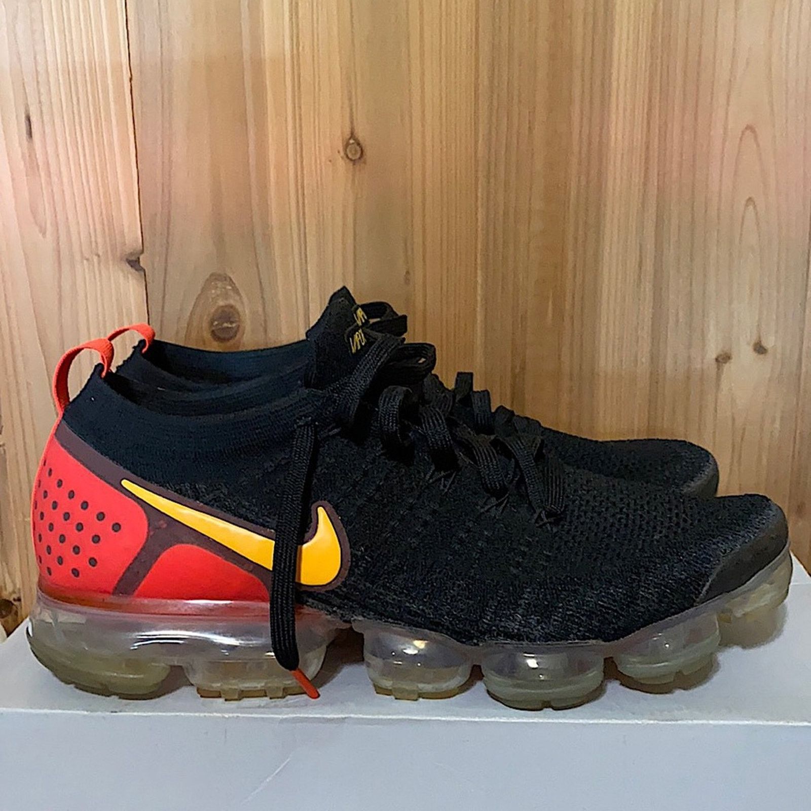 Nike Nike vapormax flyknit 2 black laser orange total crimson Size US 11 / EU 44 - 3 Thumbnail