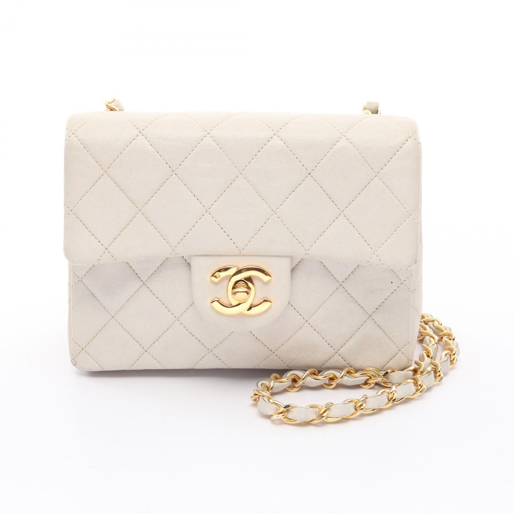 Chanel Chanel Mini Matelasse Lambskin Shoulder Bag Leather Shoulder Bag A01115 in White, Women's