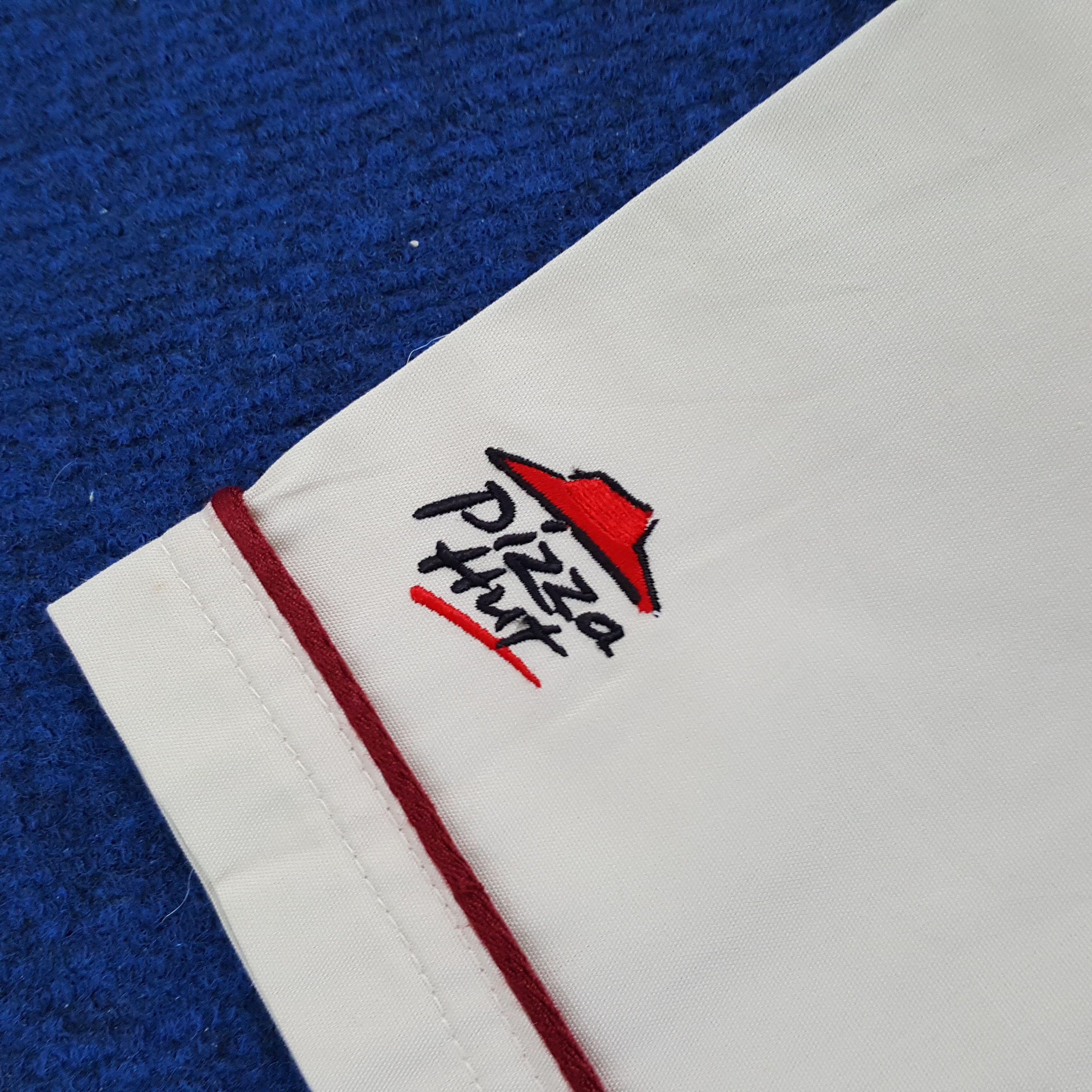 Vintage Vintage KFC x Pizza Hut Staff Uniform Work Shirt Size US M / EU 48-50 / 2 - 8 Thumbnail
