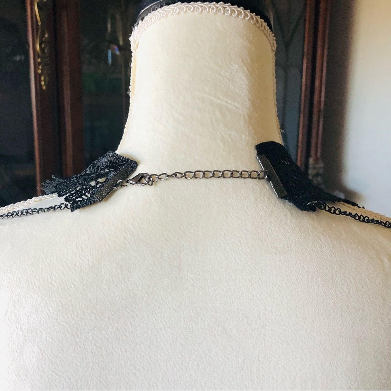 Jewelry Wide lace neckline fringe body jewelry elegant NIP Size ONE SIZE - 6 Thumbnail