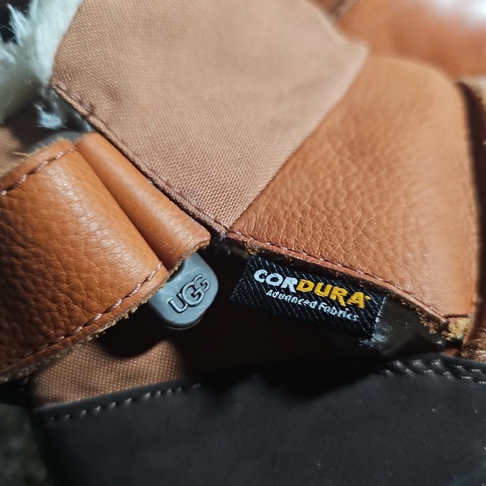 Ugg ugg 1130811 cordura leather boot sz US11 UK9 Size US 11 / IT 41 - 2 Thumbnail