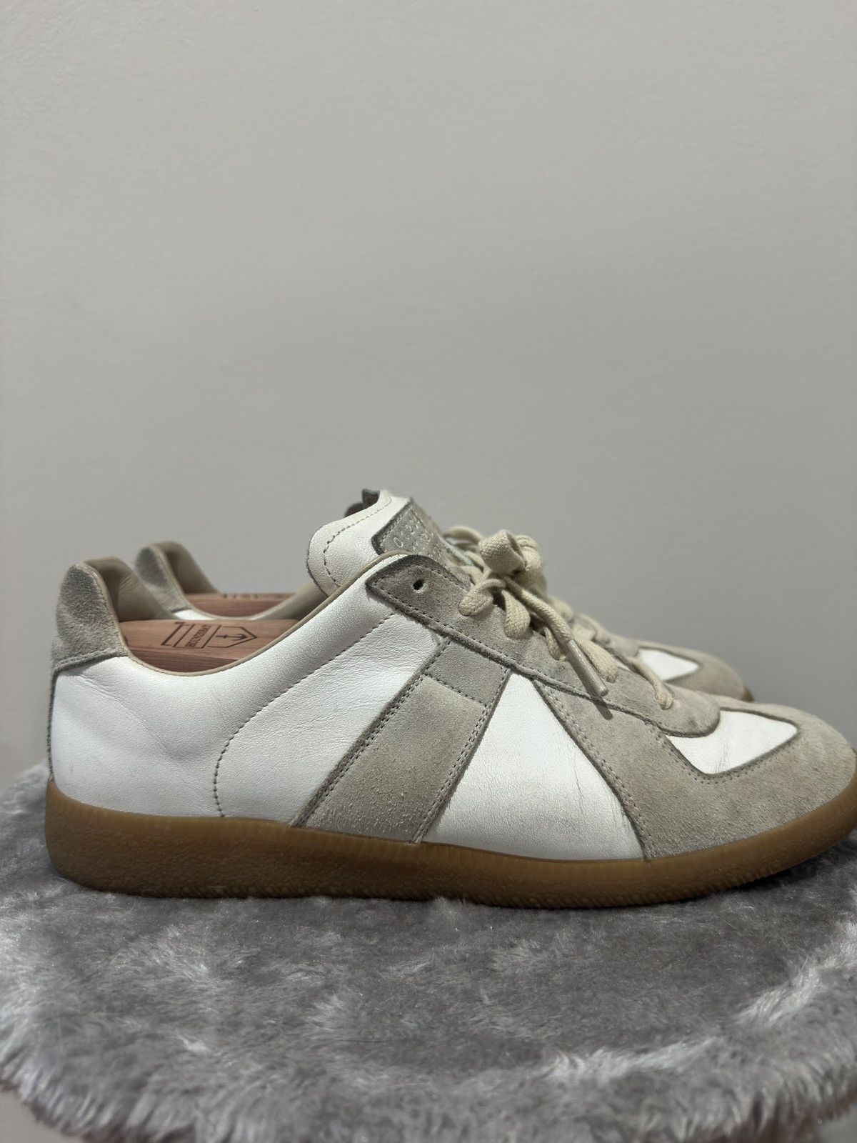 Maison Margiela size 7 MAISON MARTIN MARGIELA Size 7 White Leather | Mercari main image 3