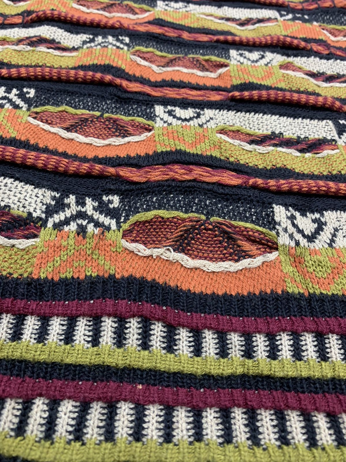 Japanese Brand Vintage 90s Vercelli 3D knitwear Sweater Coogi Style Size US L / EU 52-54 / 3 - 3 Thumbnail