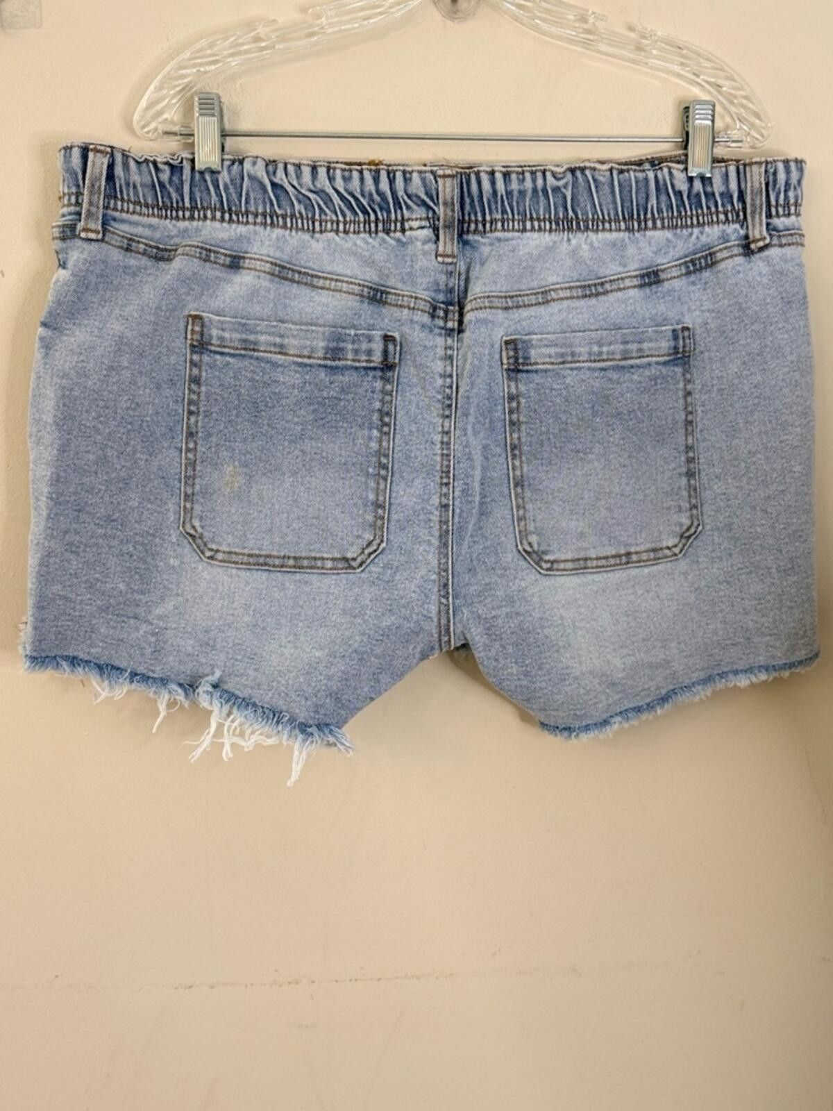 Other RE Generation by Celebrity Pink cutoff denim jean shorts XL Size 40" / US 18 - 2 Thumbnail