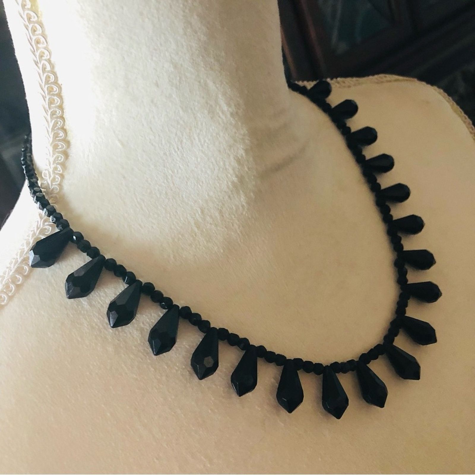 Vintage Vintage 70s-80s faceted black sparkle glass necklace Size ONE SIZE - 4 Thumbnail