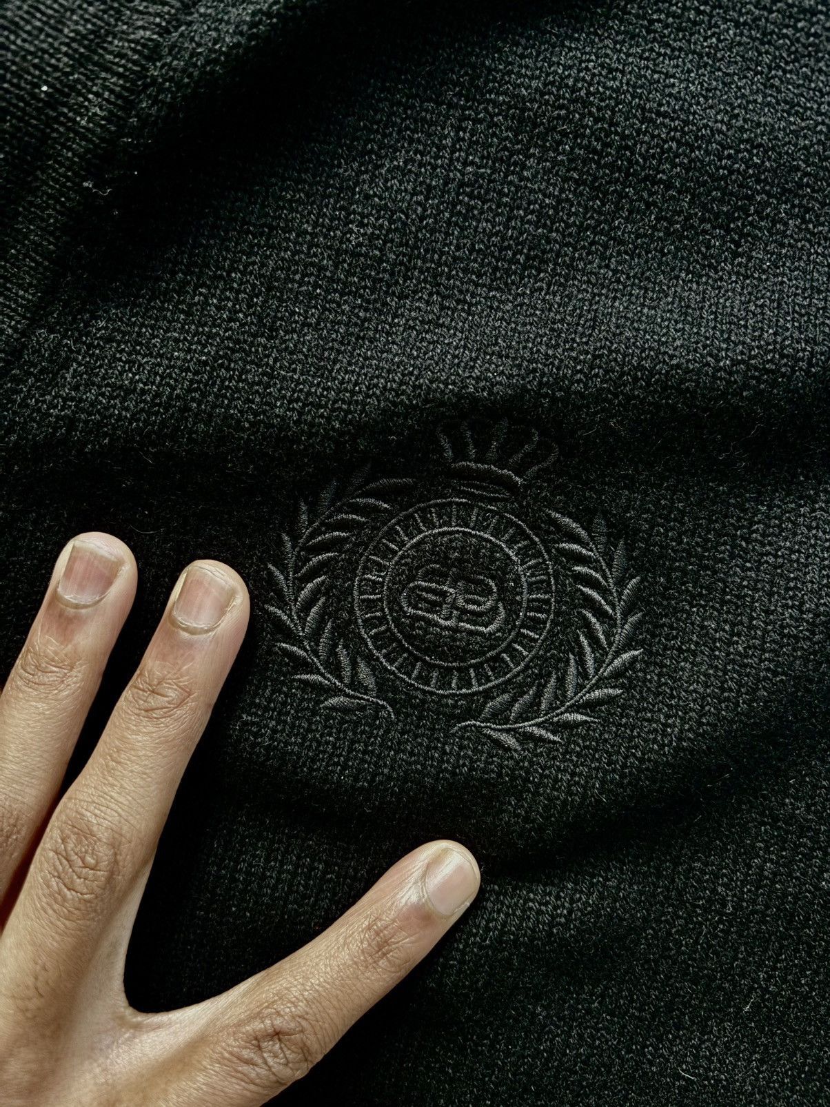 Balenciaga Balenciaga Crest Cardigan Size US XS / EU 42 / 0 - 2 Thumbnail