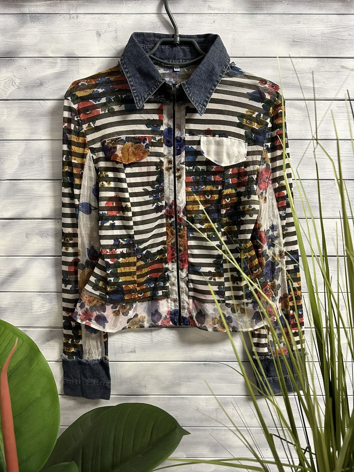 Vintage Rare Mesh Blouse Pianurastudio in Flowers Made In Italy Size M / US 6-8 / IT 42-44 - 1 Thumbnail