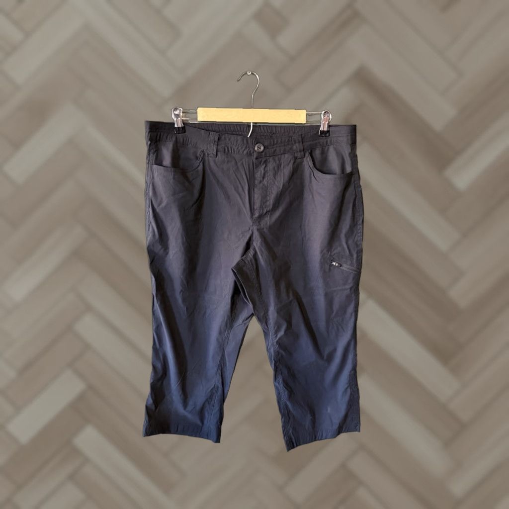 Eddie Bauer Eddie Bauer Womens Black Capri Outdoor Hiking Pant Size 16 Size 38" / US 16 / IT 52 - 1 Thumbnail