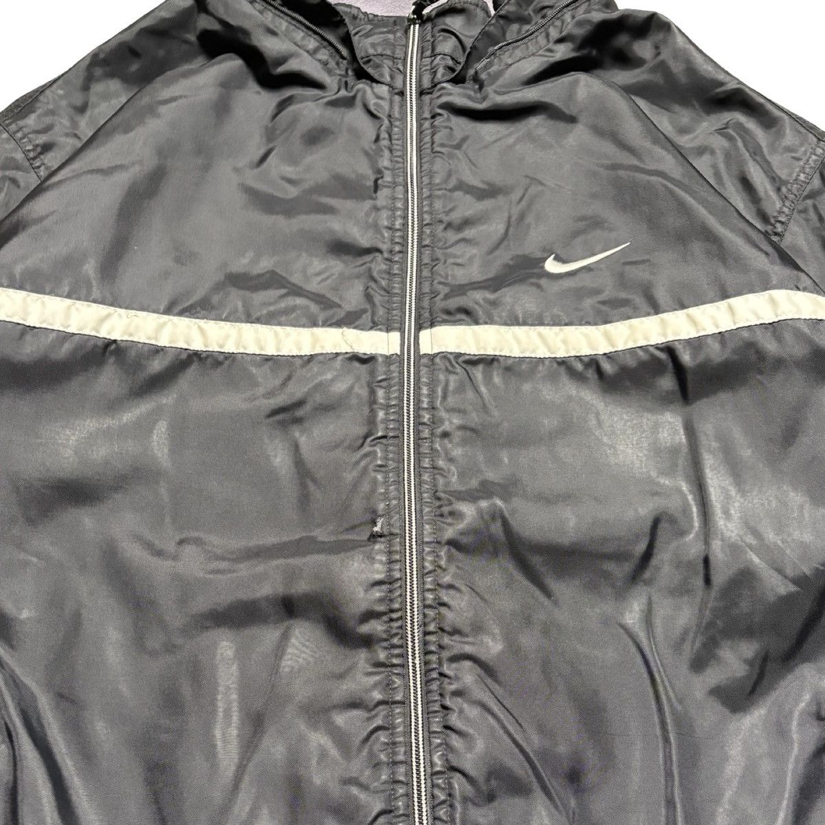 Nike Vintage Y2K Nike Black Windbreaker Jacket Distressed XL Size US XL / EU 56 / 4 - 2 Thumbnail