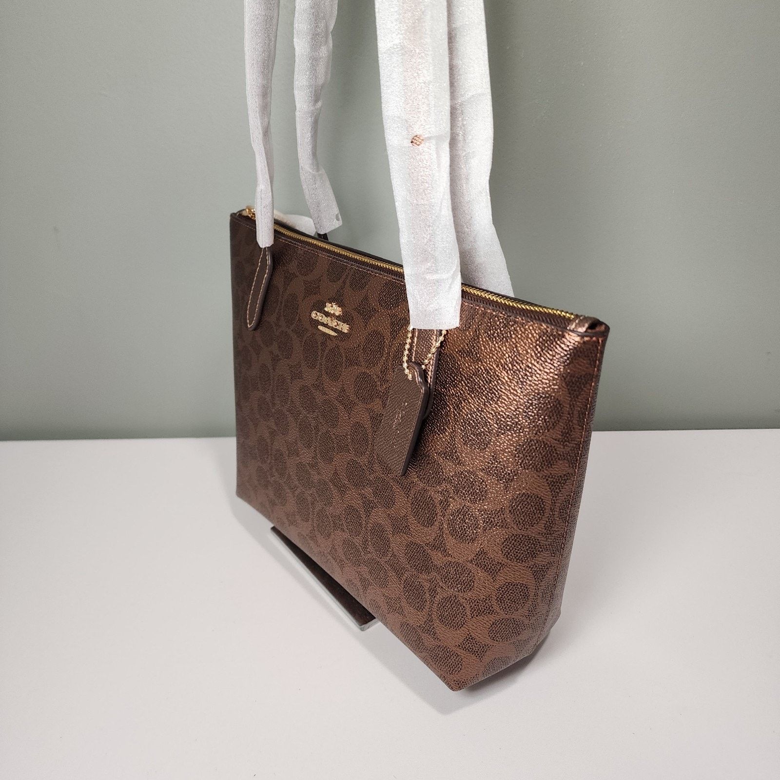 Coach NWT COACH CW396 FIONA ZIP TOTE SIGNATURE GOLD BROWN COPPER Size ONE SIZE - 4 Thumbnail