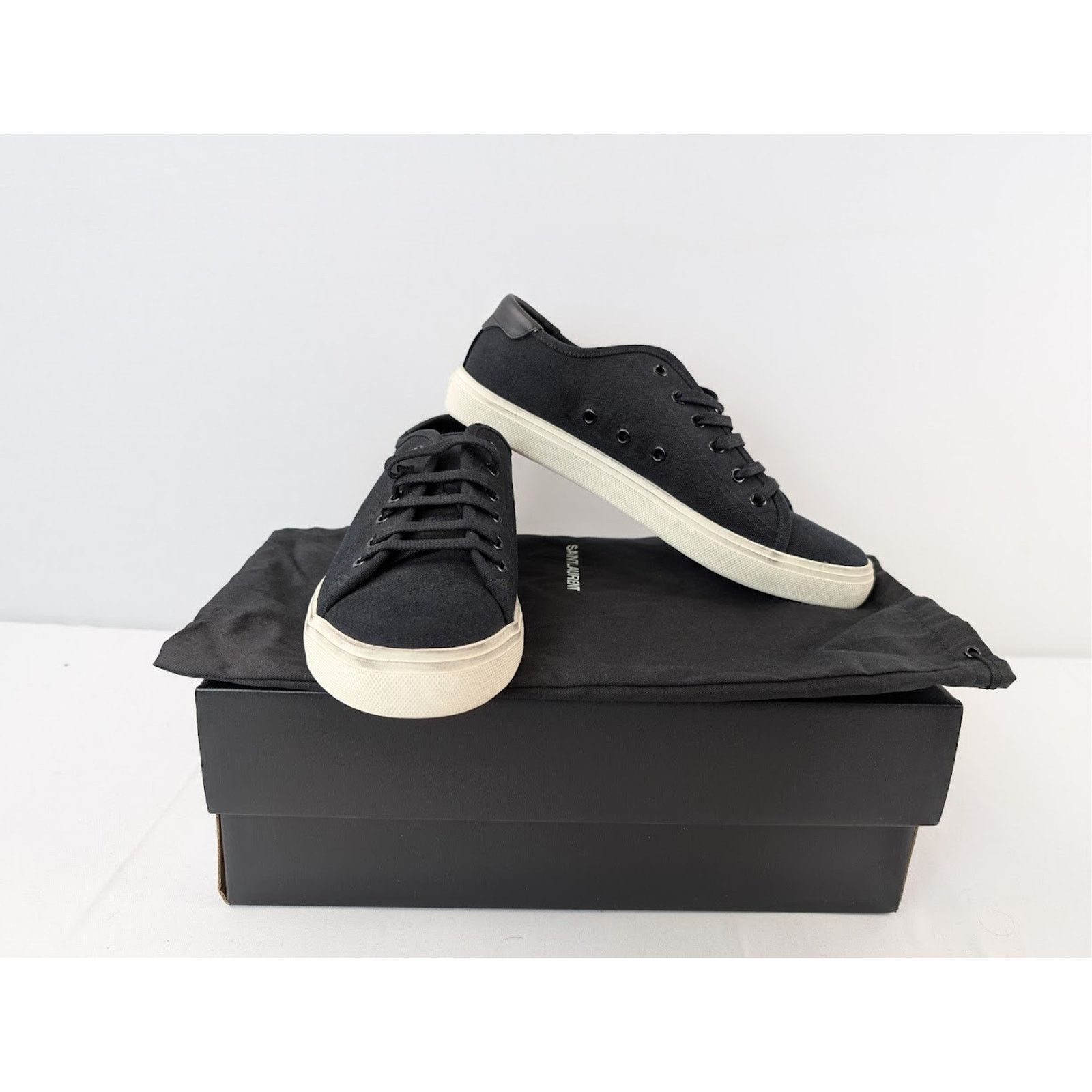 Saint Laurent Paris o1rshd1 Malibu Low-Top Sneakers in Nero Size US 10 / EU 43 - 17 Thumbnail