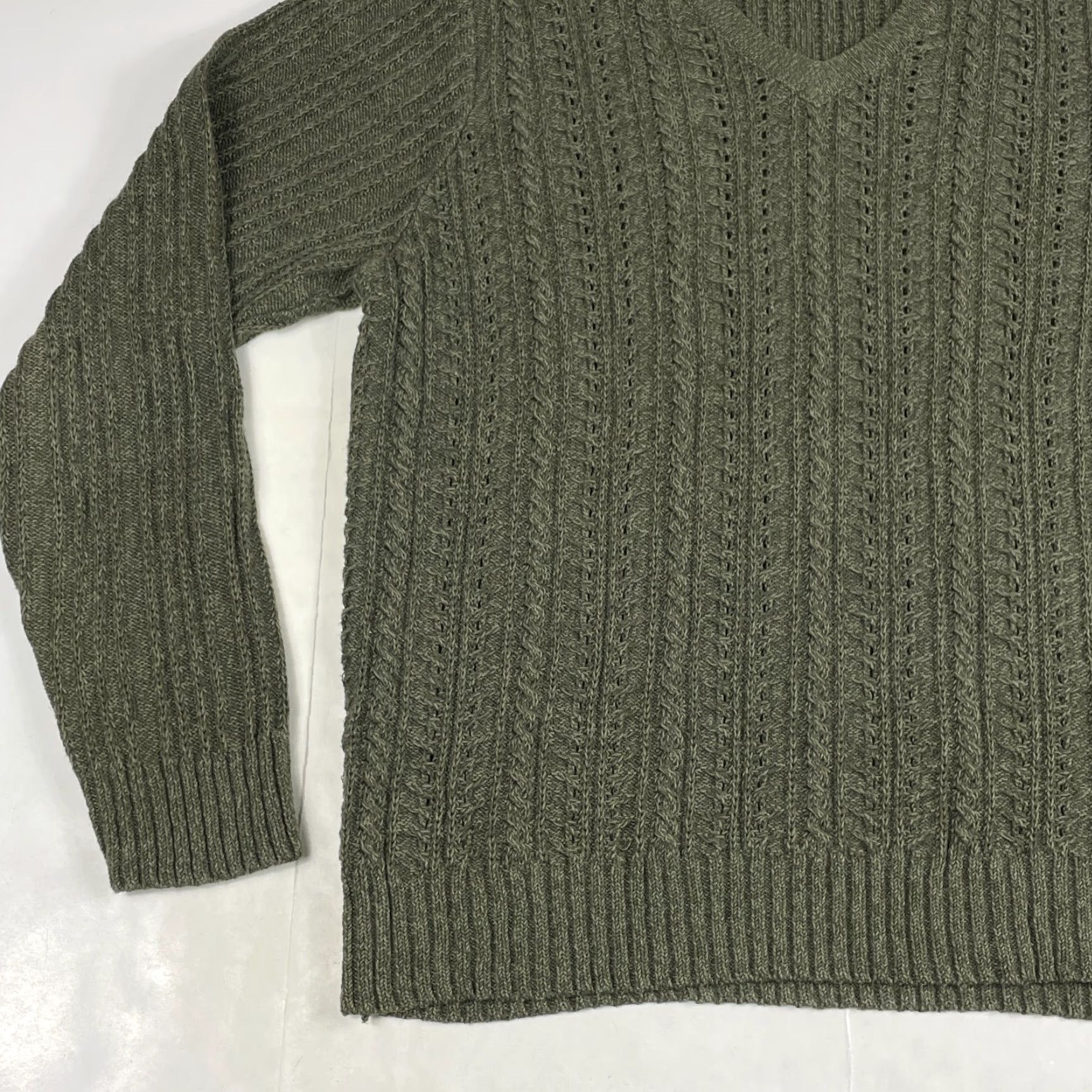 Vintage VINTAGE Woolrich Sweater Mens Medium Green Ramie V Neck Pullover Golf Hiking Outdoor Size US M / EU 48-50 / 2 - 5 Thumbnail