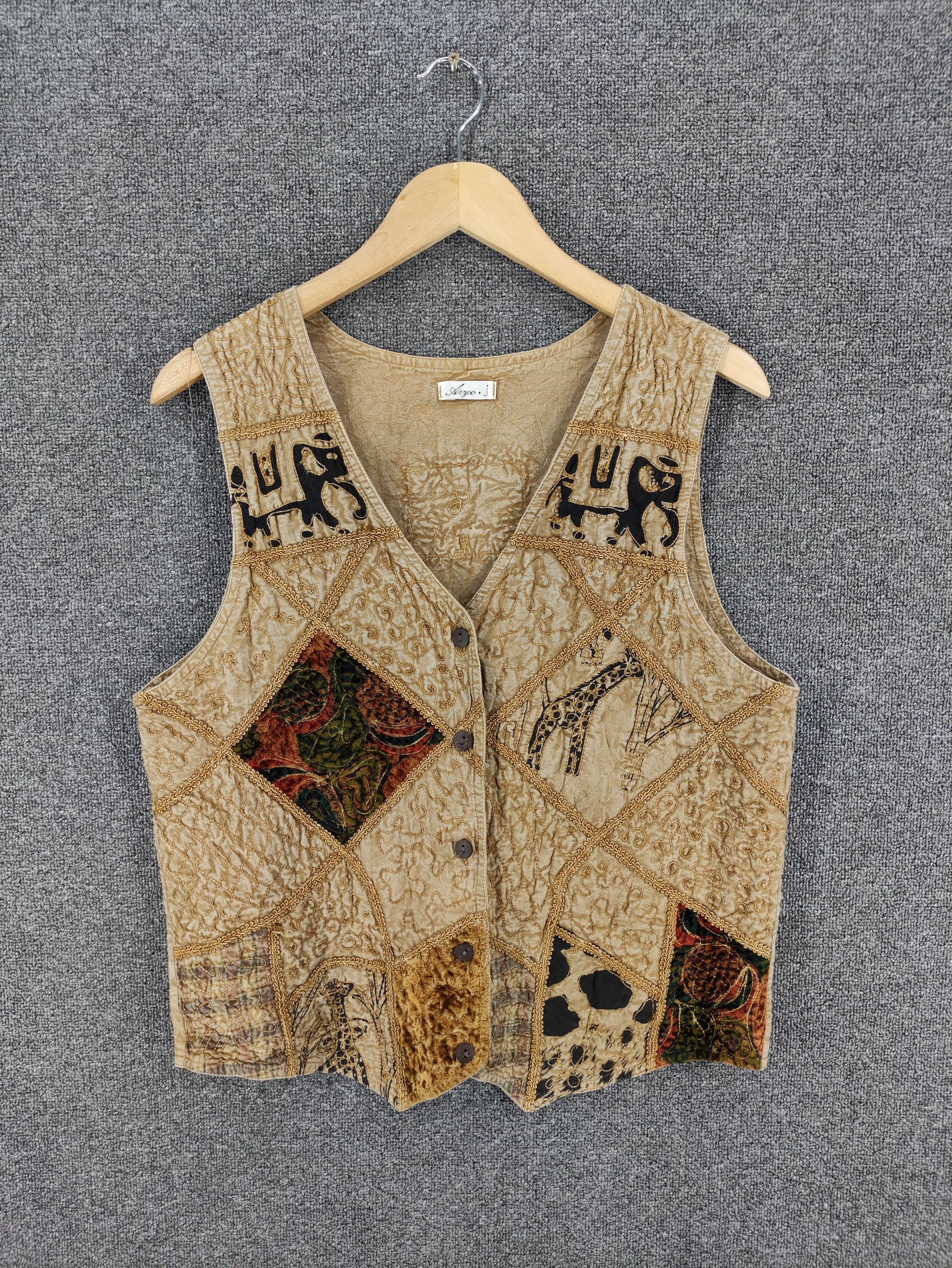 Japanese Brand Vintage 90s Vest Retro Design Elephant Patchwork Pattern Size US S / EU 44-46 / 1 - 1 Thumbnail
